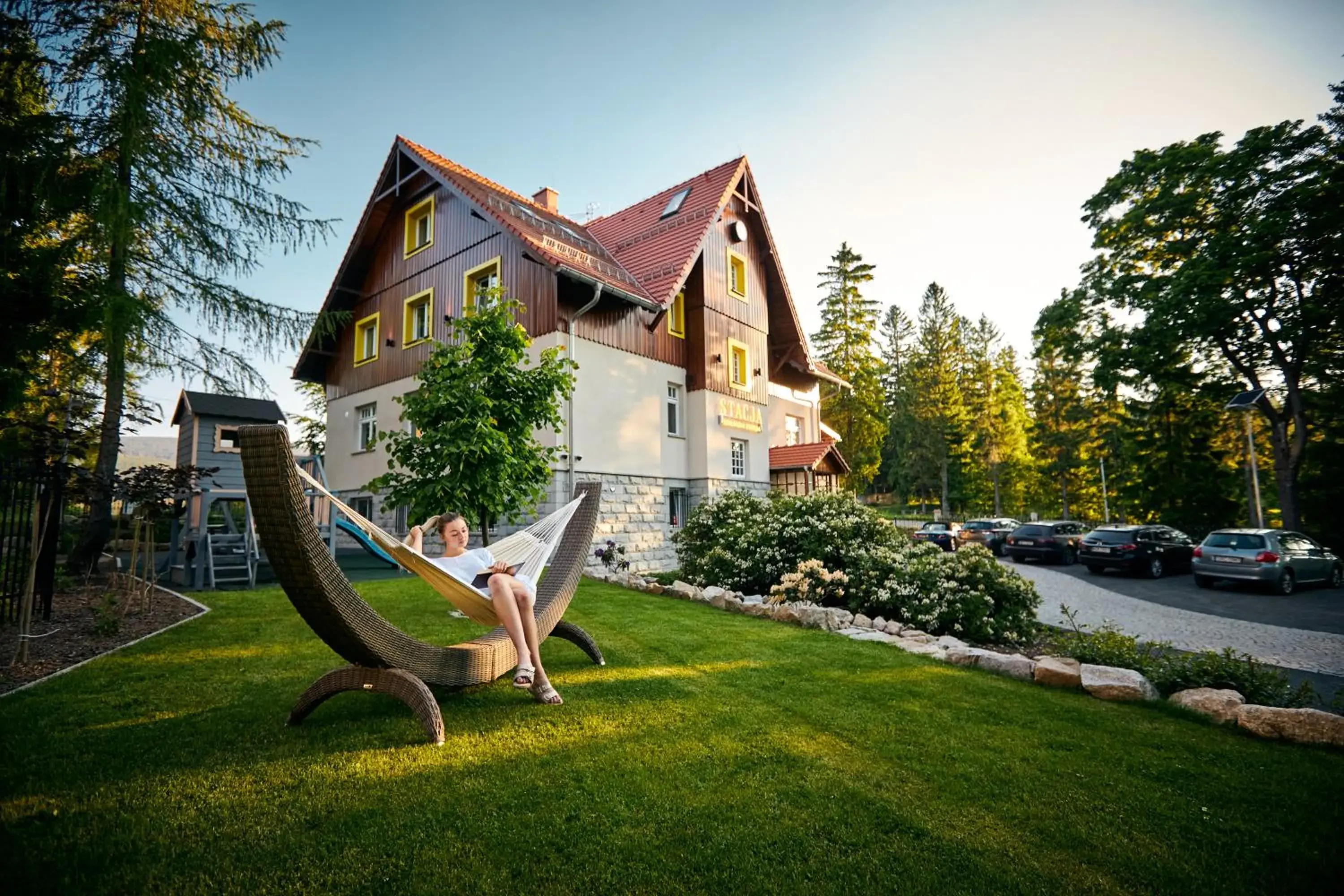 Stacja Szklarska Poręba - cisza i komfort Stacja Szklarska Poręba - cisza i komfort