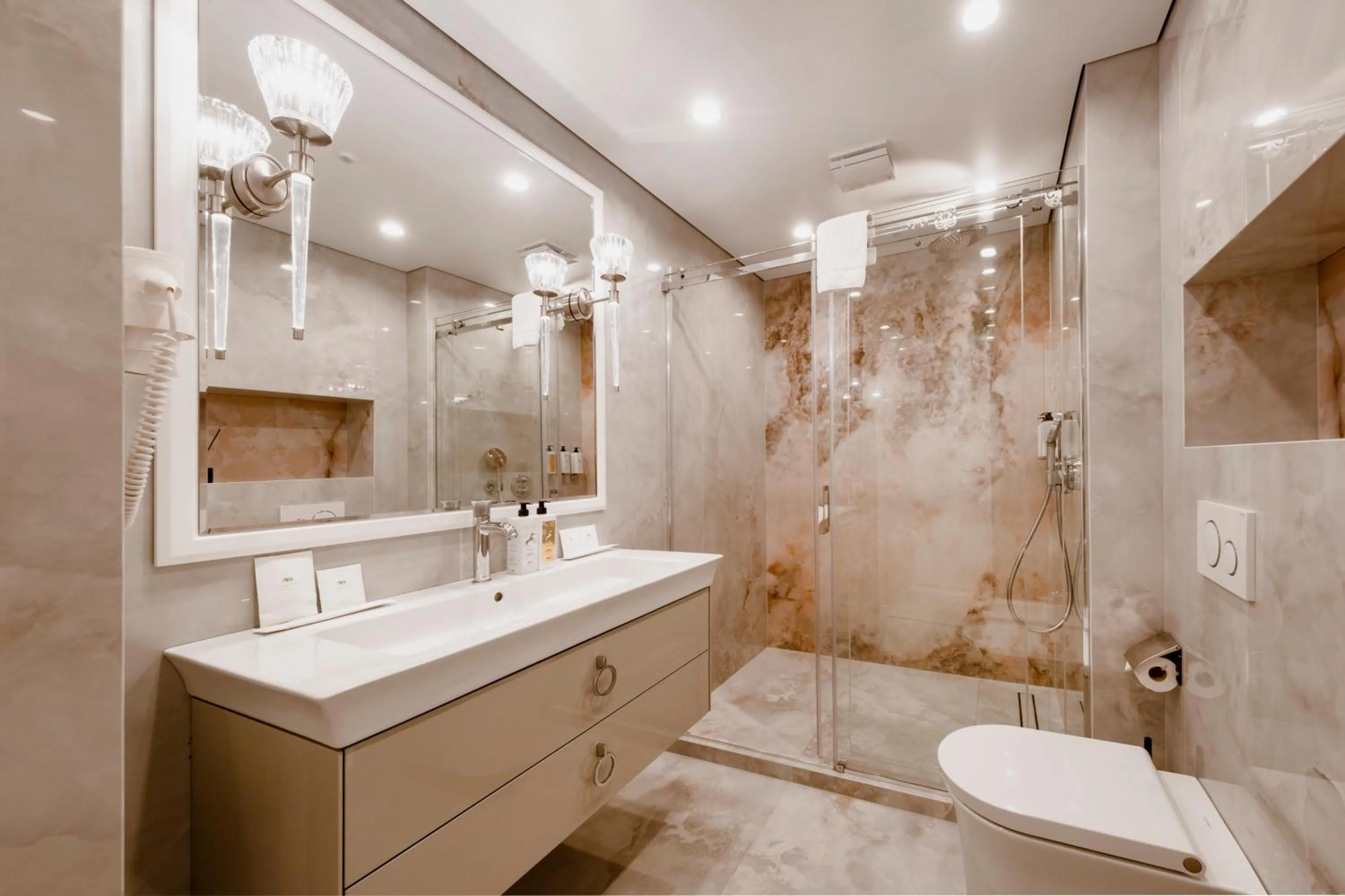 Toilet in Gradiali Wellness and SPA