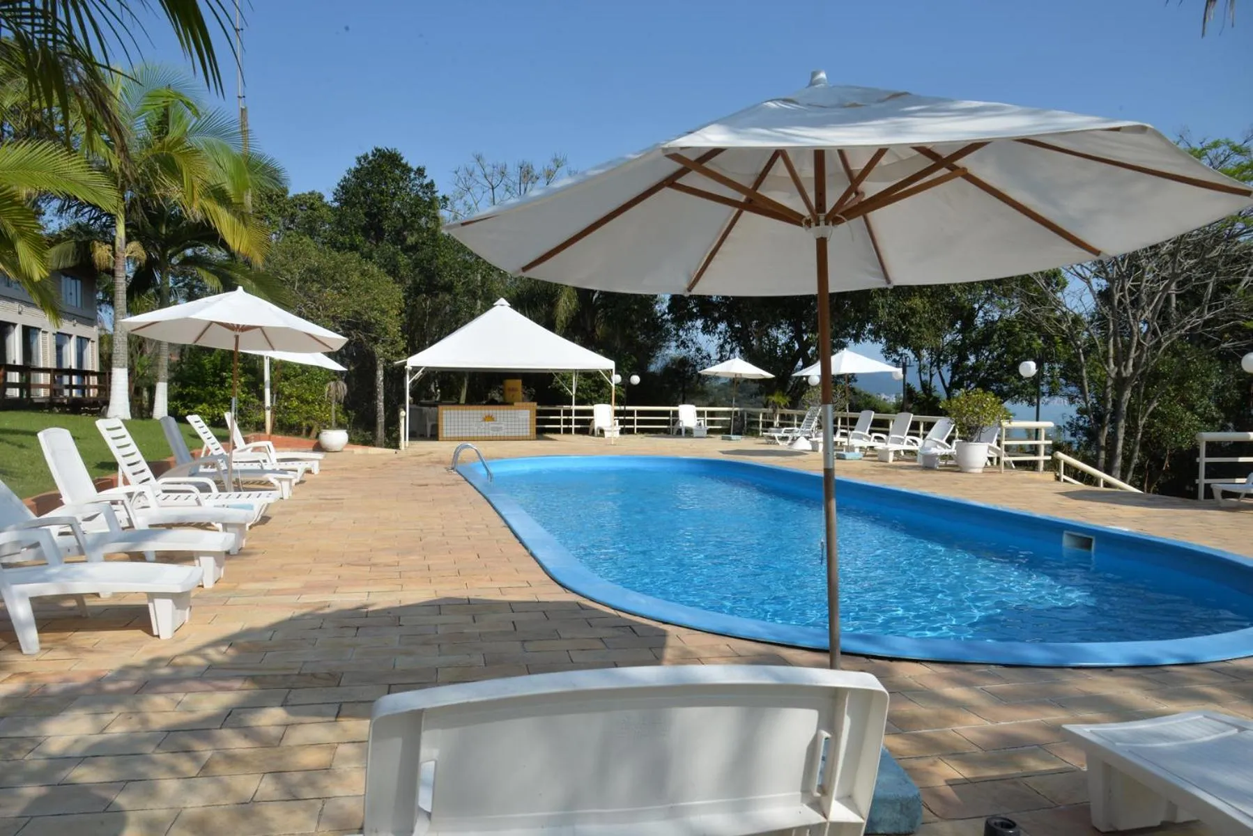 Swimming pool in Morro do Sol Hotel & Eventos