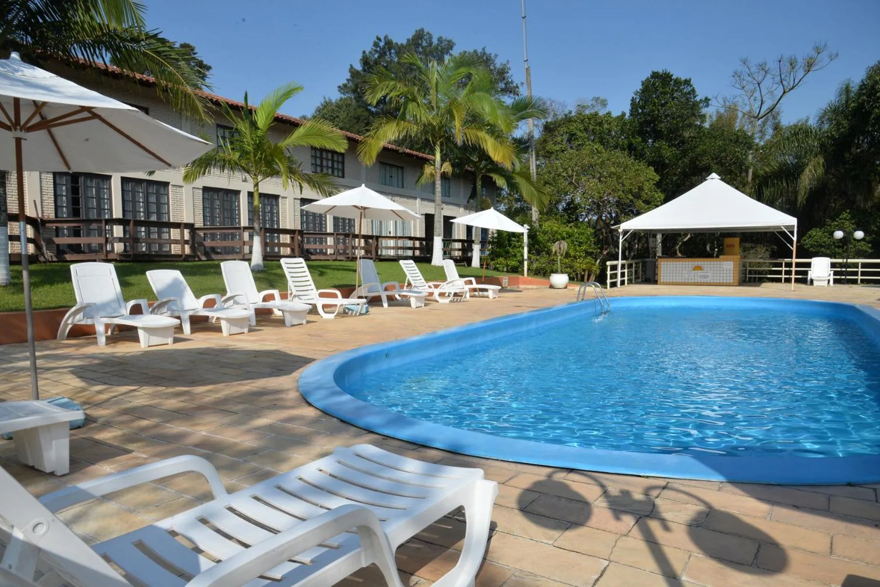 Swimming pool in Morro do Sol Hotel & Eventos