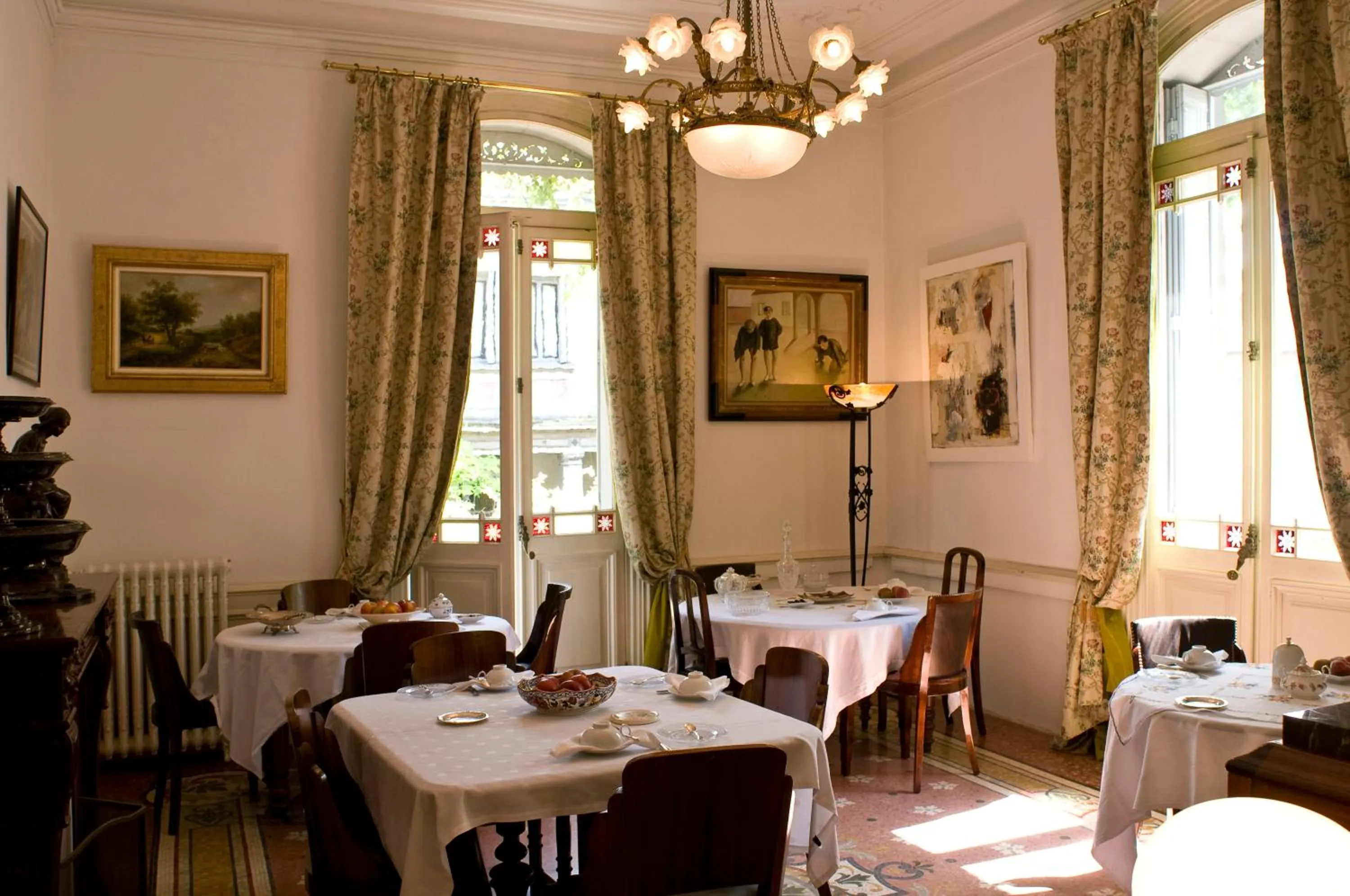 Coffee/tea facilities in La Maison de Sophie