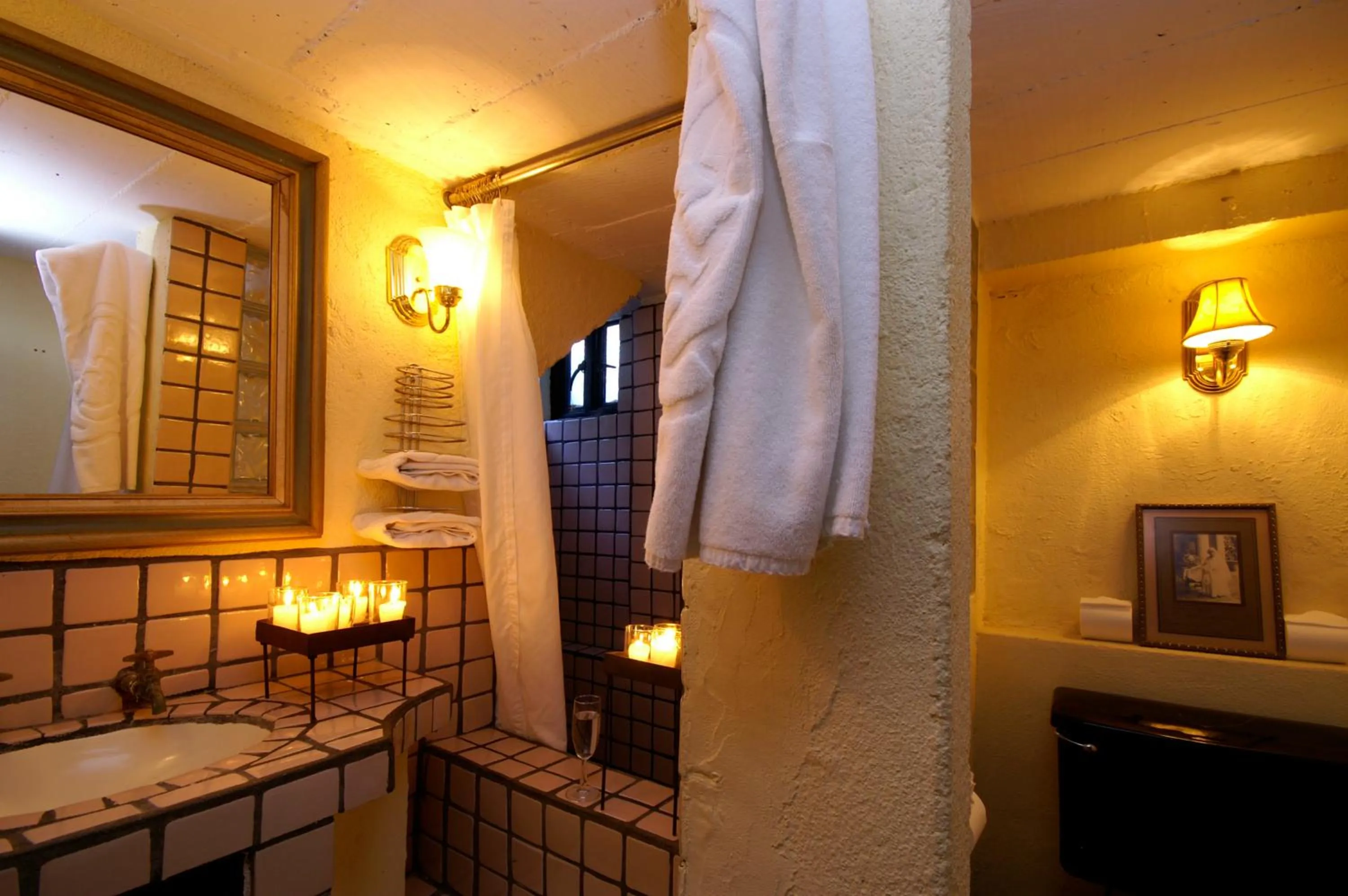 Bathroom in Quinta Maria Cortez Beach Hotel