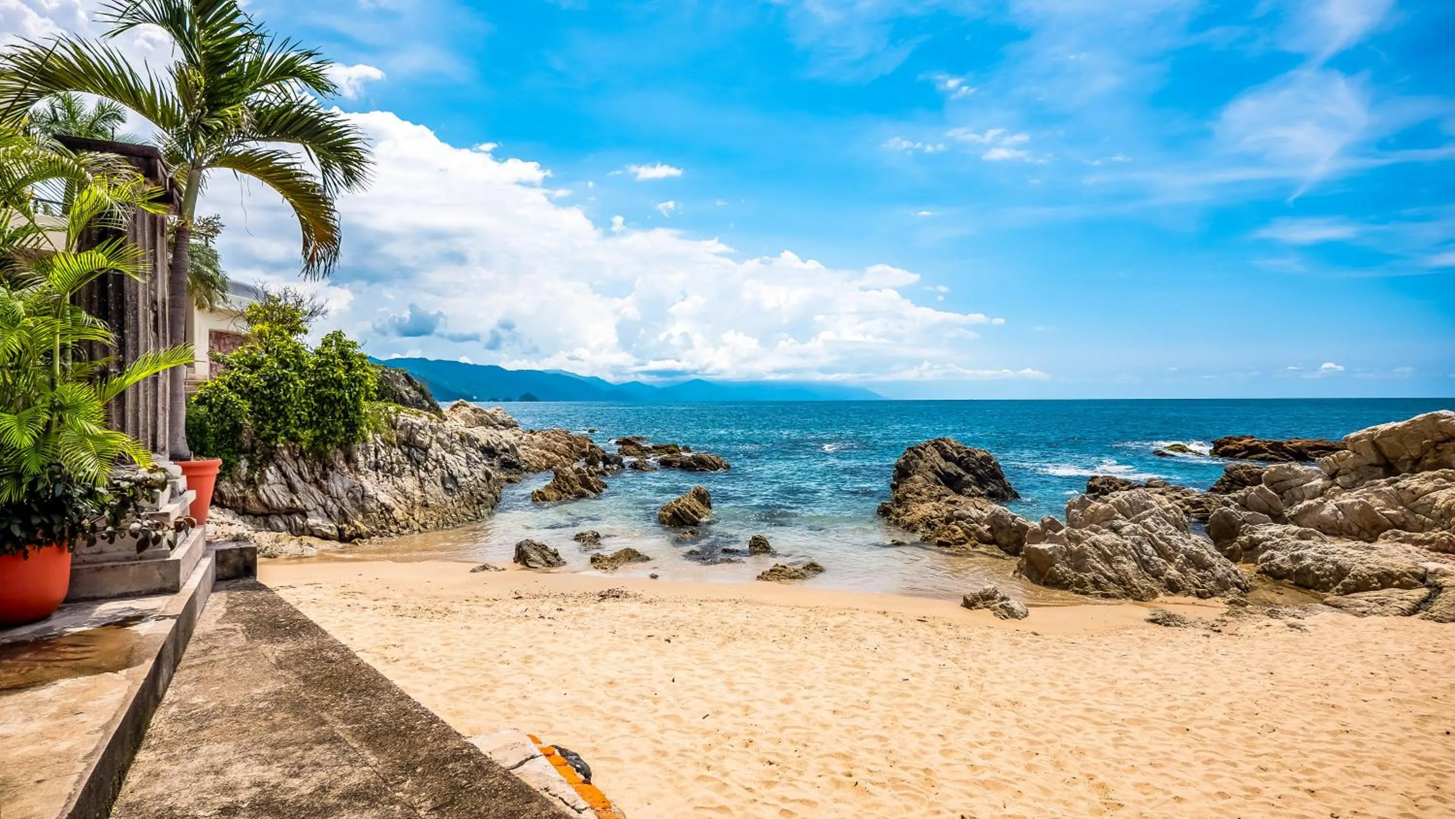 Beach in Quinta Maria Cortez Beach Hotel