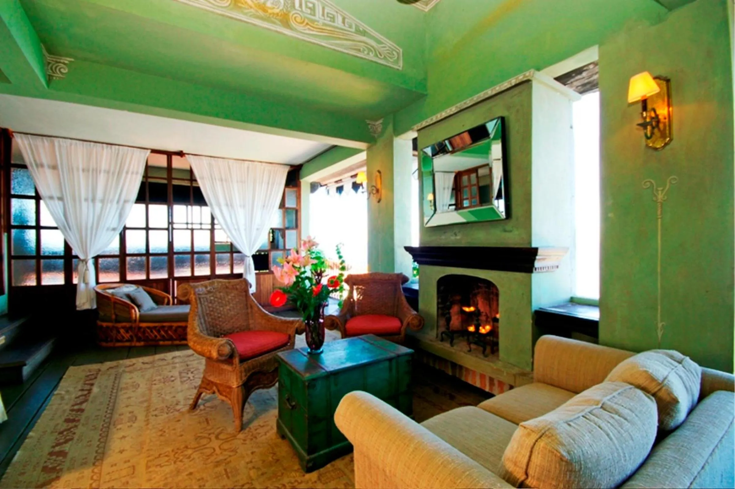 Seating area in Quinta Maria Cortez Beach Hotel