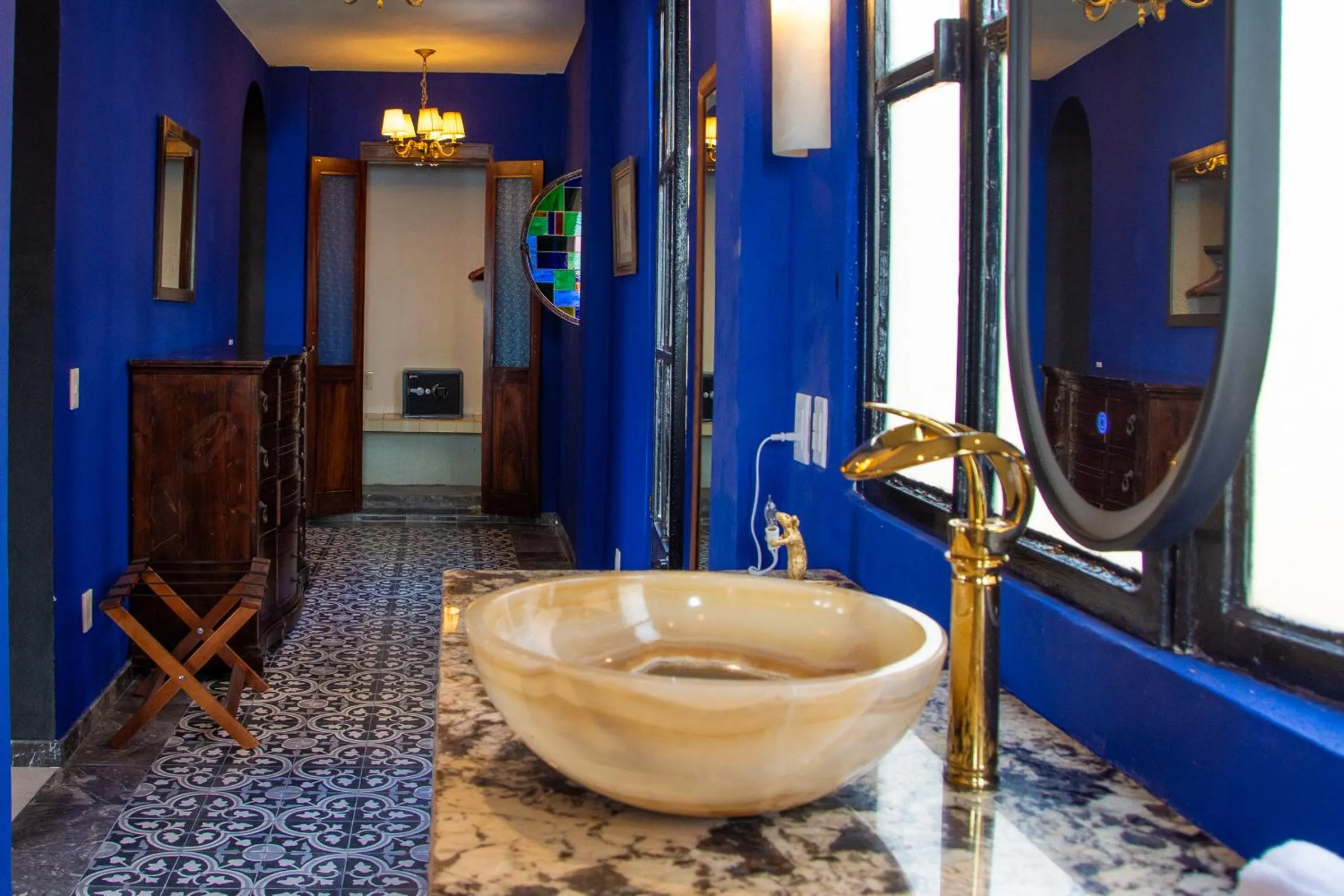 Bathroom in Quinta Maria Cortez Beach Hotel