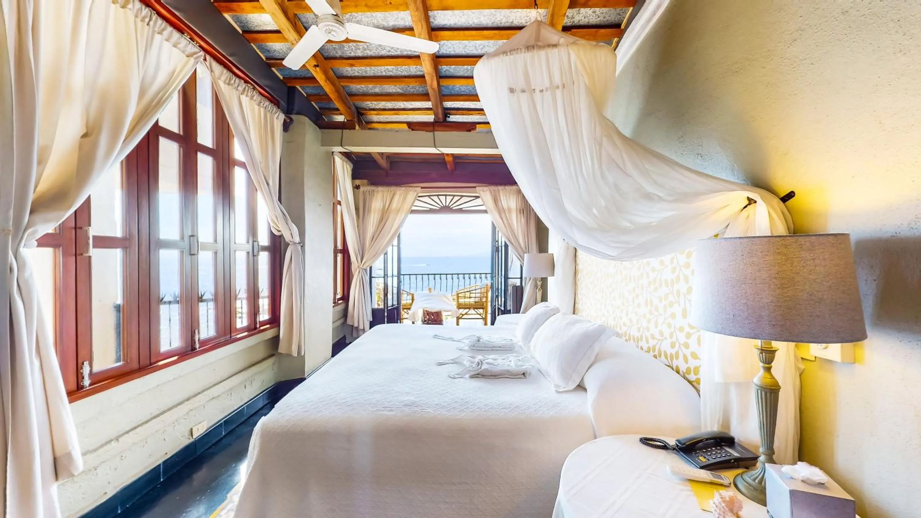 Bedroom, Bed in Quinta Maria Cortez Beach Hotel