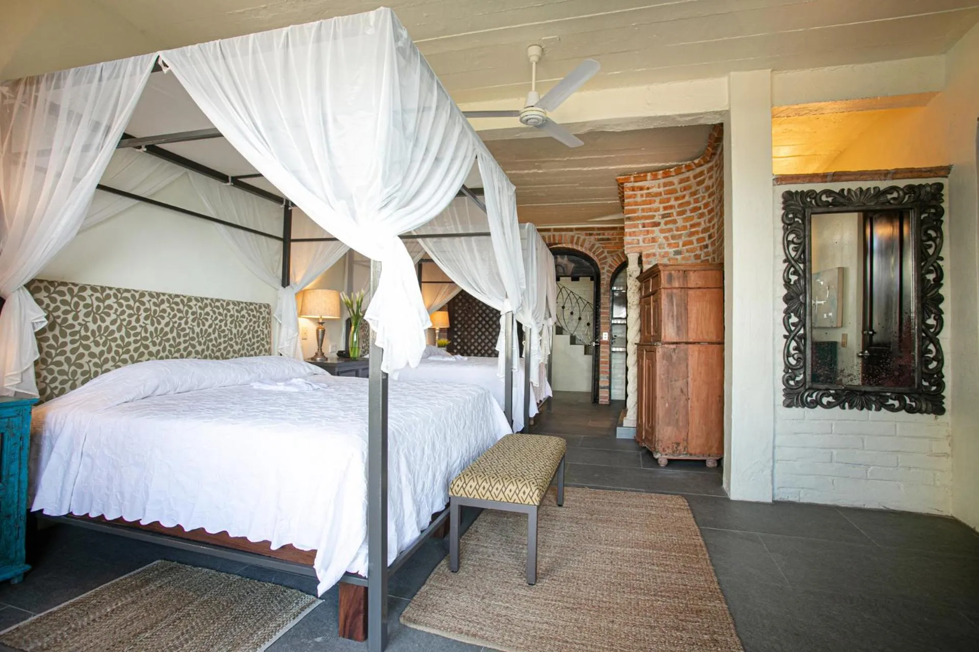 Bed in Quinta Maria Cortez Beach Hotel