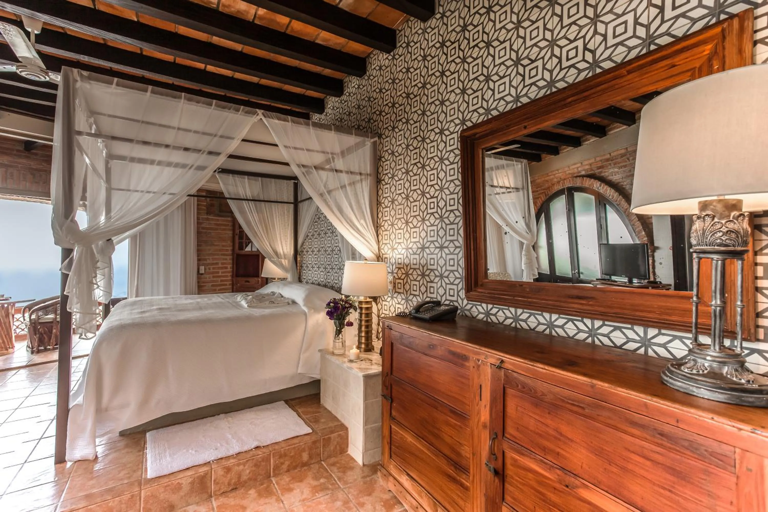 Bedroom, Bed in Quinta Maria Cortez Beach Hotel