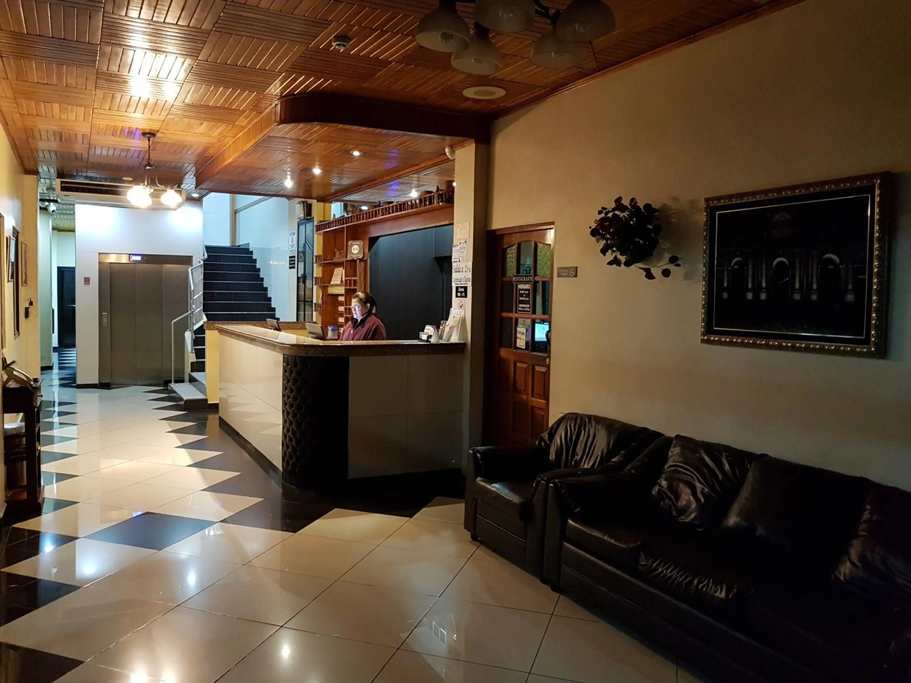 Lobby or reception in Hotel Alcala