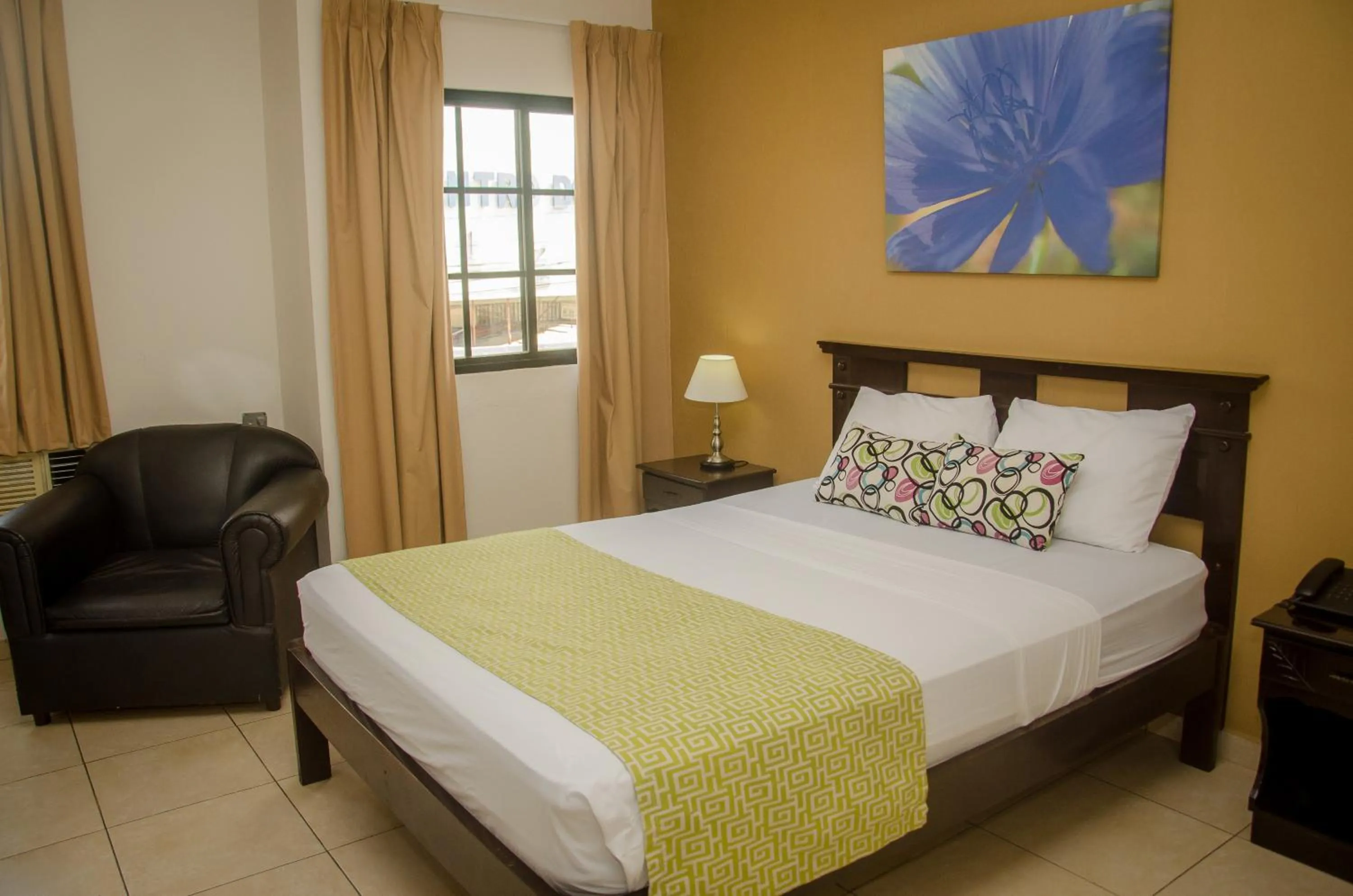 Photo of the whole room, Bed in Hotel Residencial Cervantes