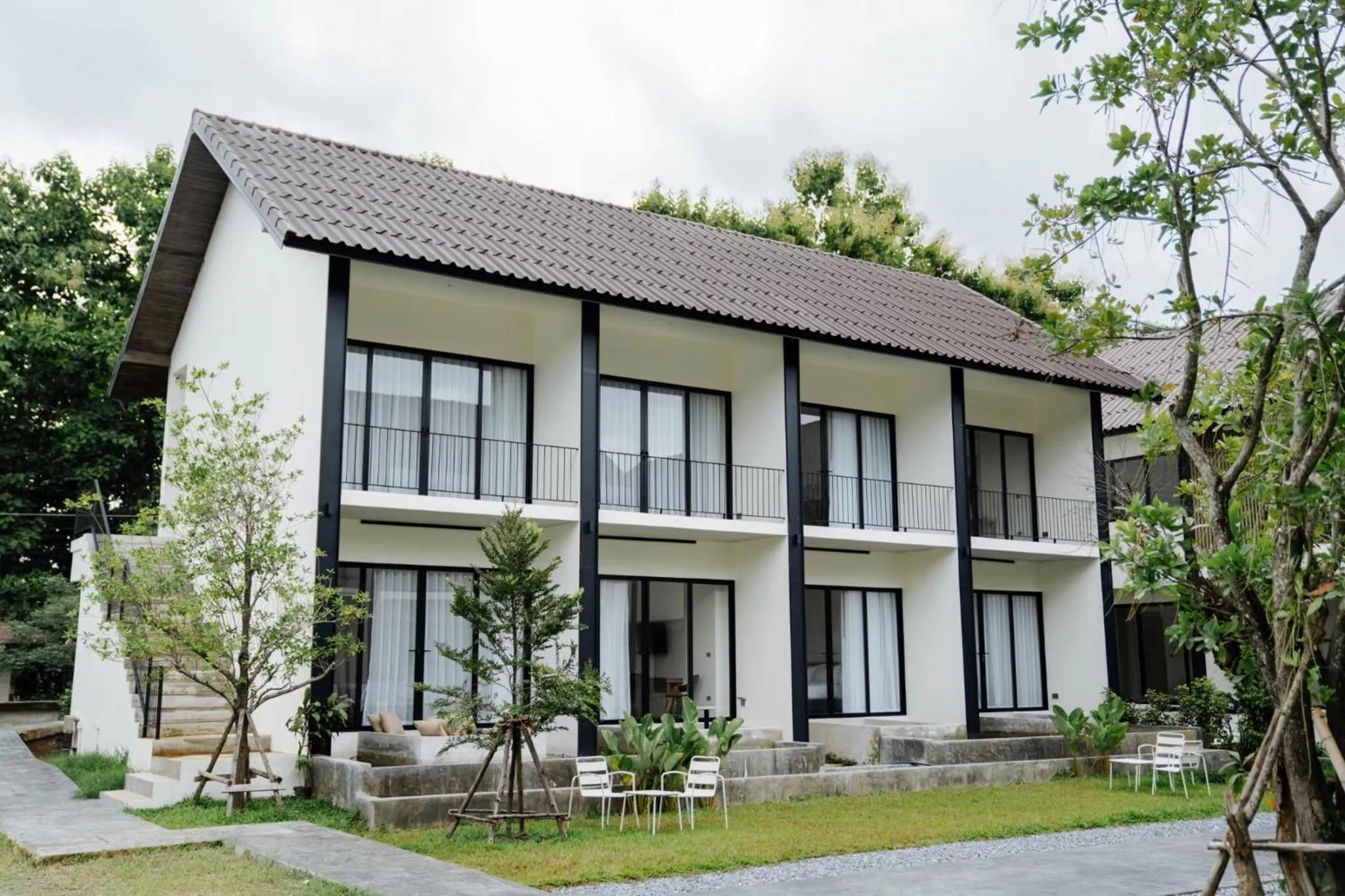 Property building in Shanti-Retreat Hotel