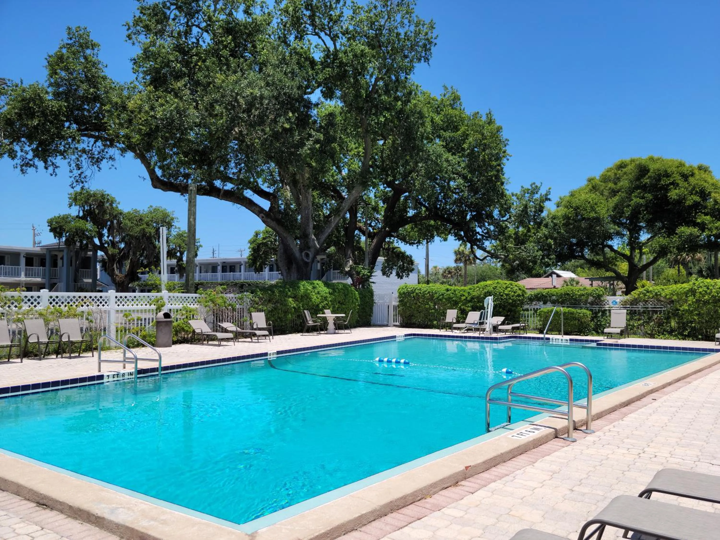 Swimming pool in Quality Inn St Augustine Historic District Area
