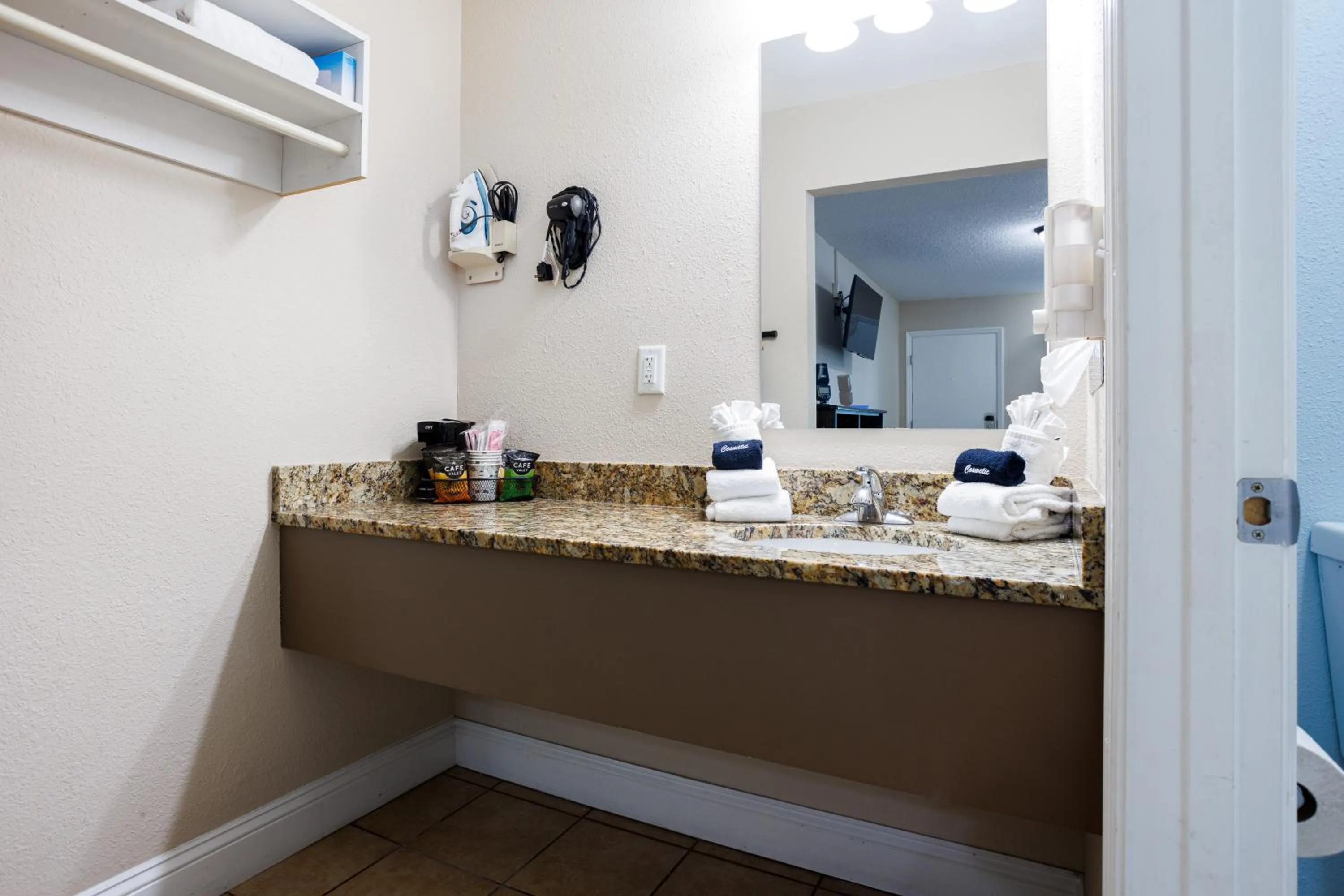 Bathroom in Quality Inn St Augustine Historic District Area