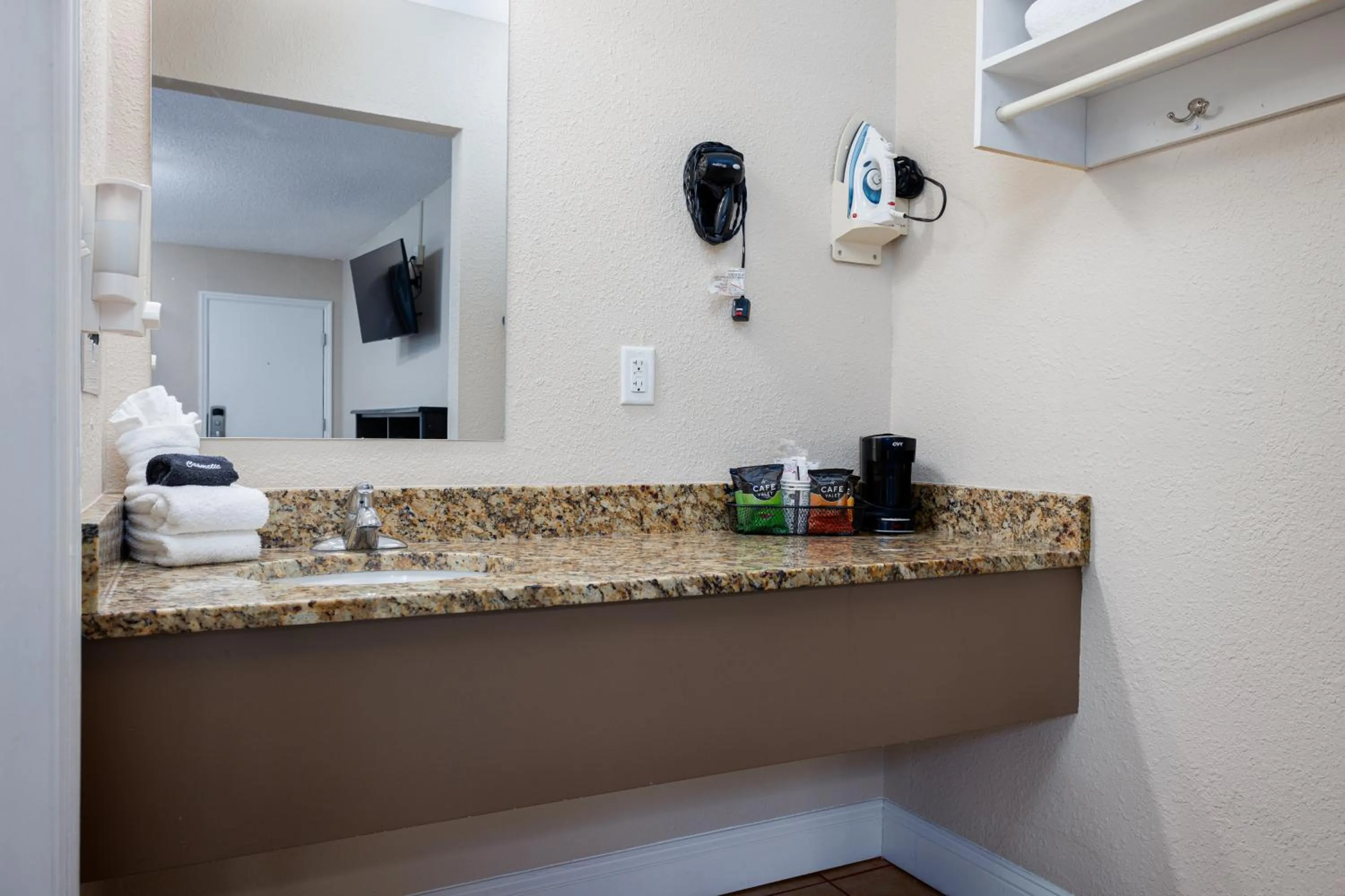 Bathroom in Quality Inn St Augustine Historic District Area