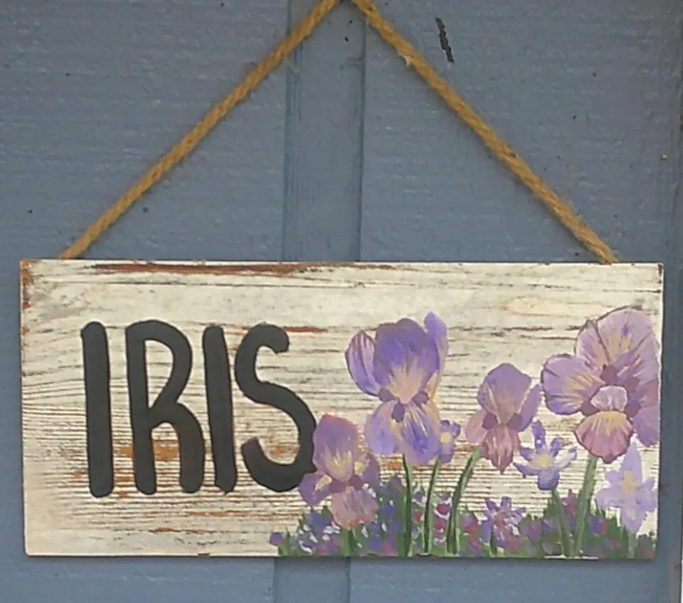 Bedroom in Lil Black Bear Inn