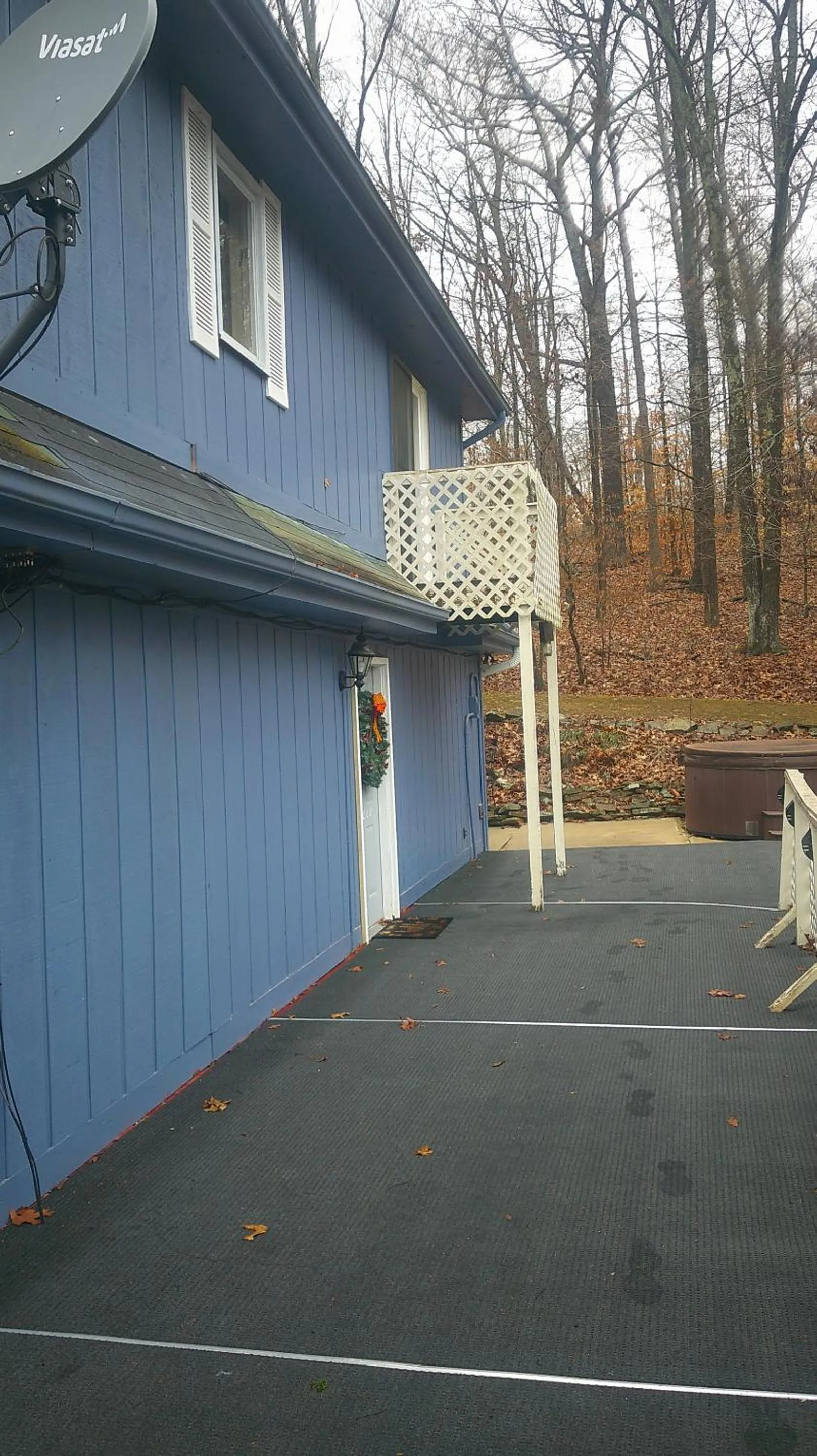 Patio in Lil Black Bear Inn