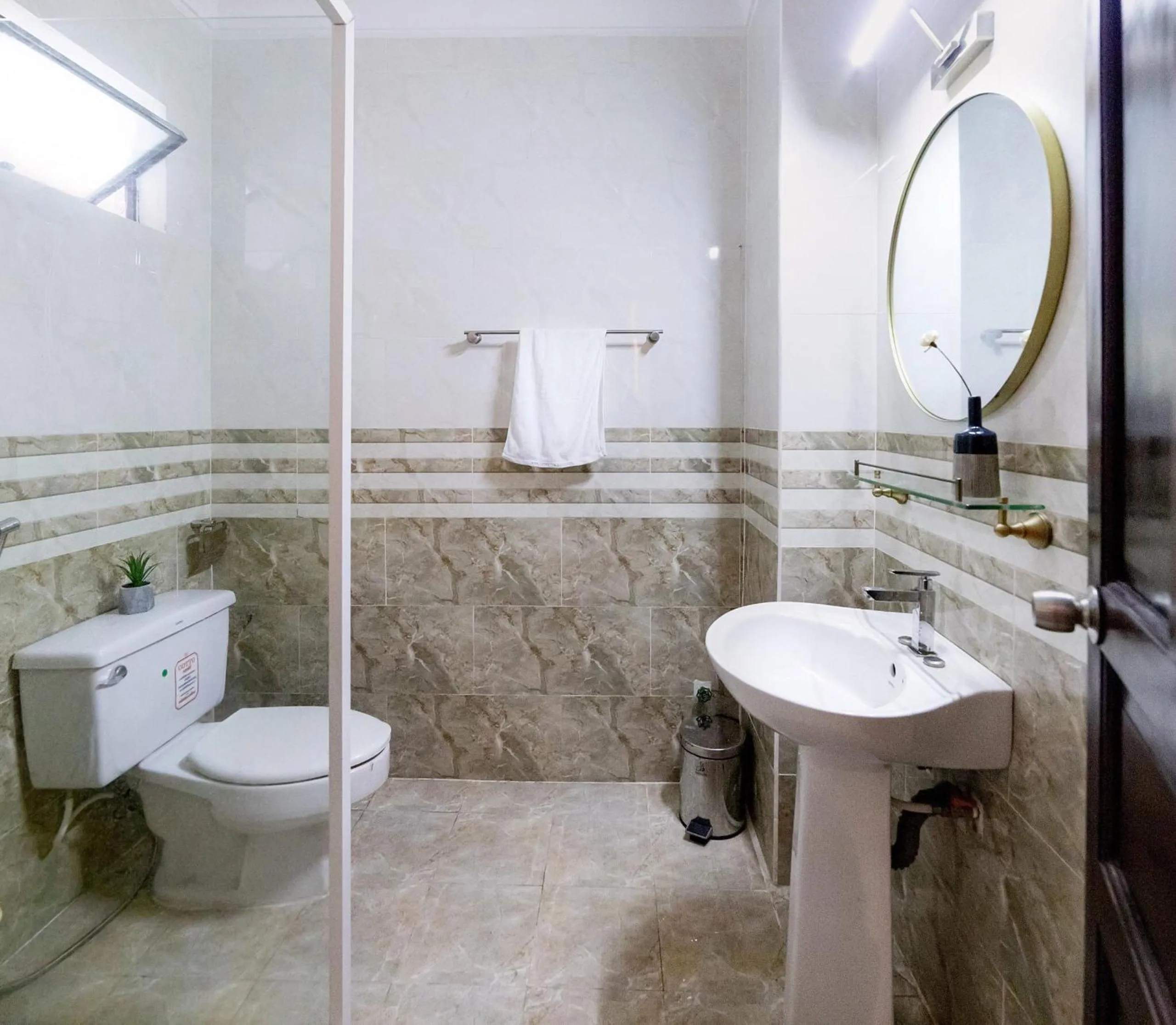 Toilet in AYA Homestay 3