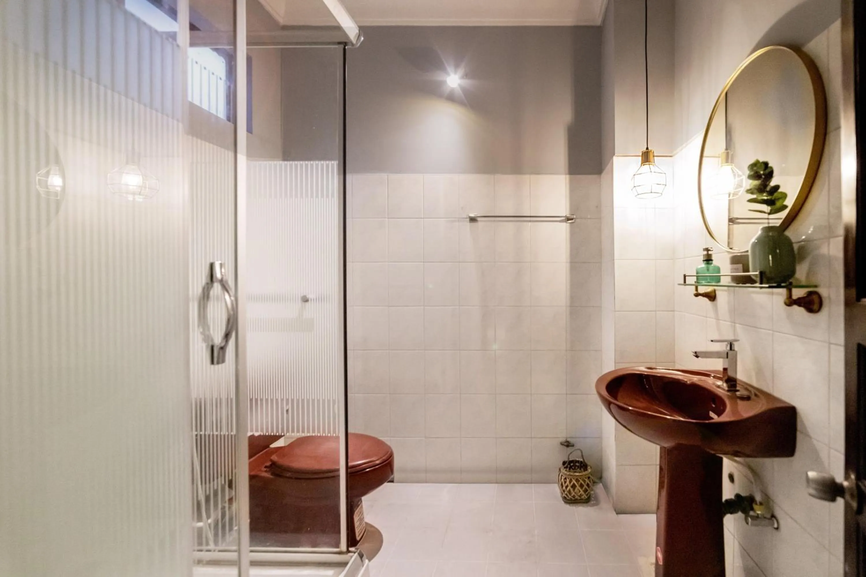 Toilet in AYA Homestay 3