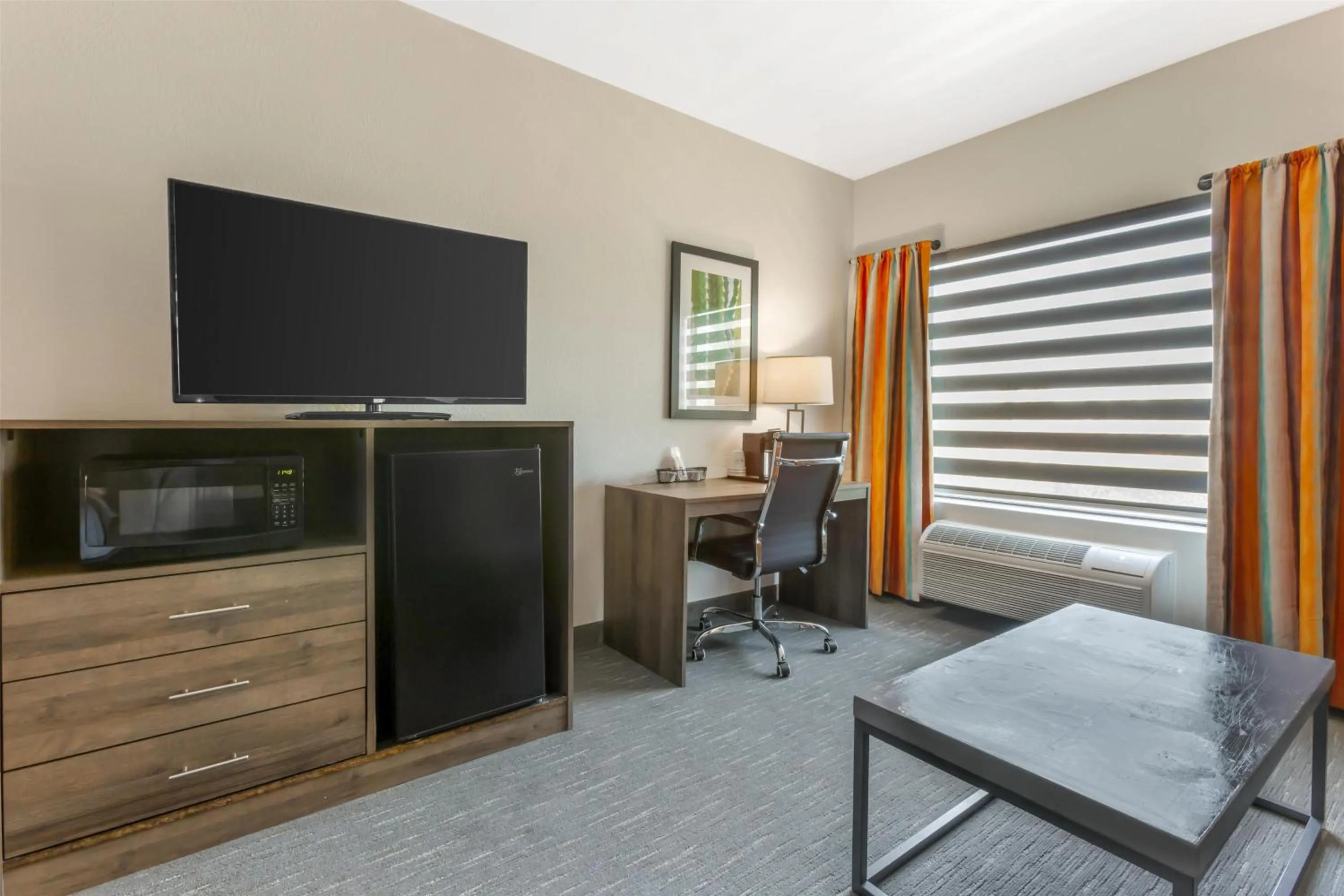 Bedroom in Best Western Plus Casa Grande Inn & Suites