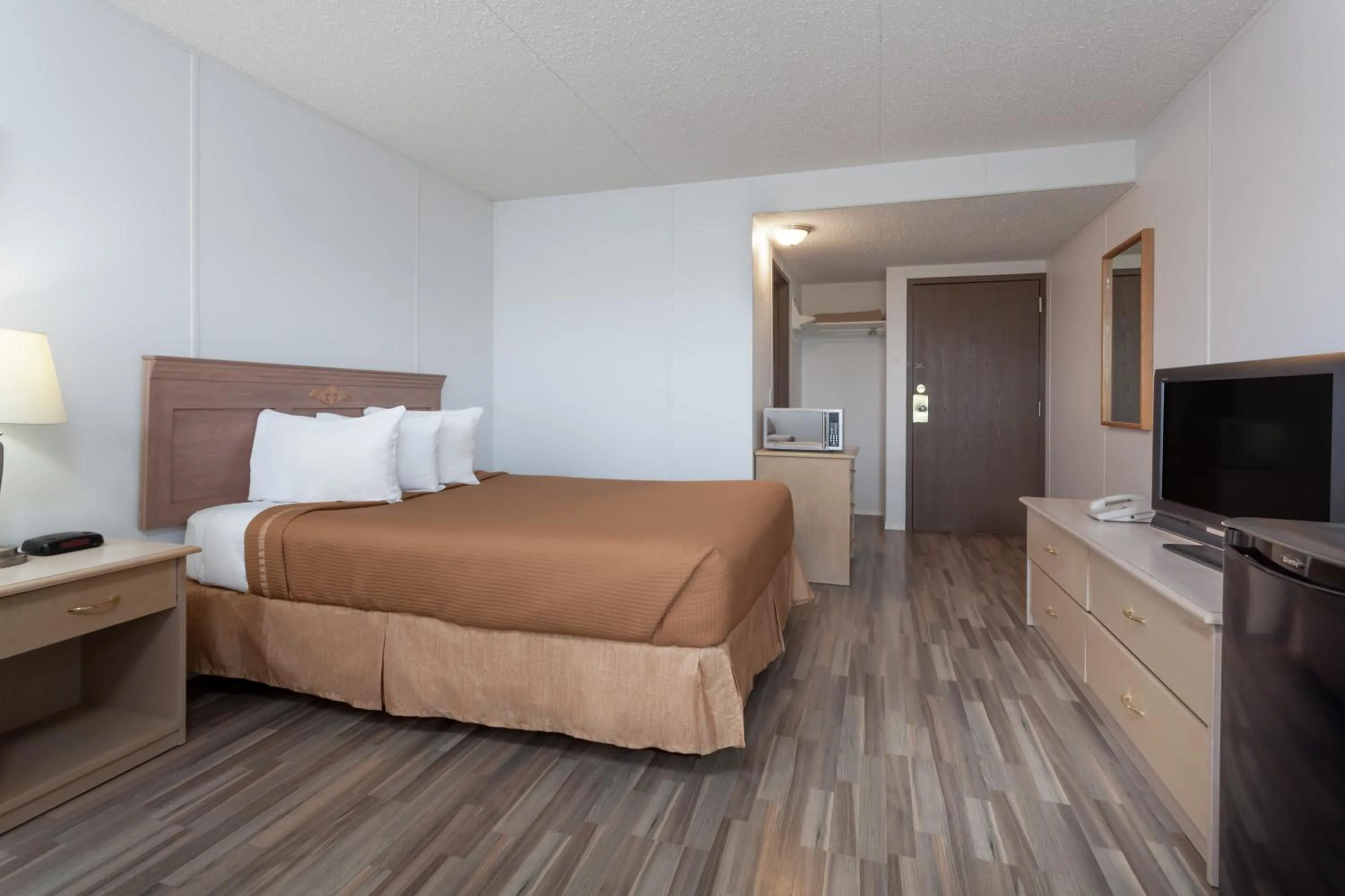 Street view in Howard Johnson by Wyndham Melville