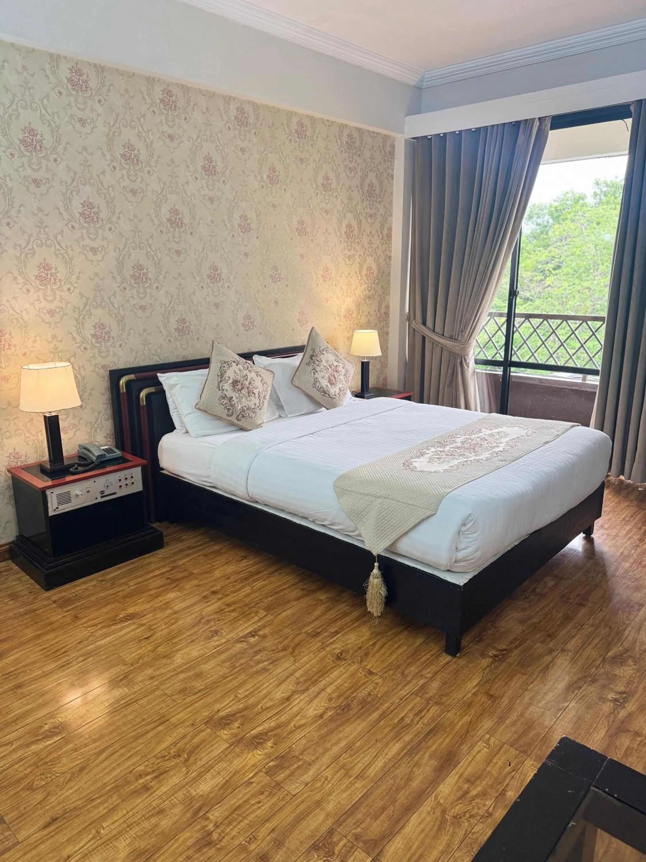 Bedroom, Bed in Hotel de Papae