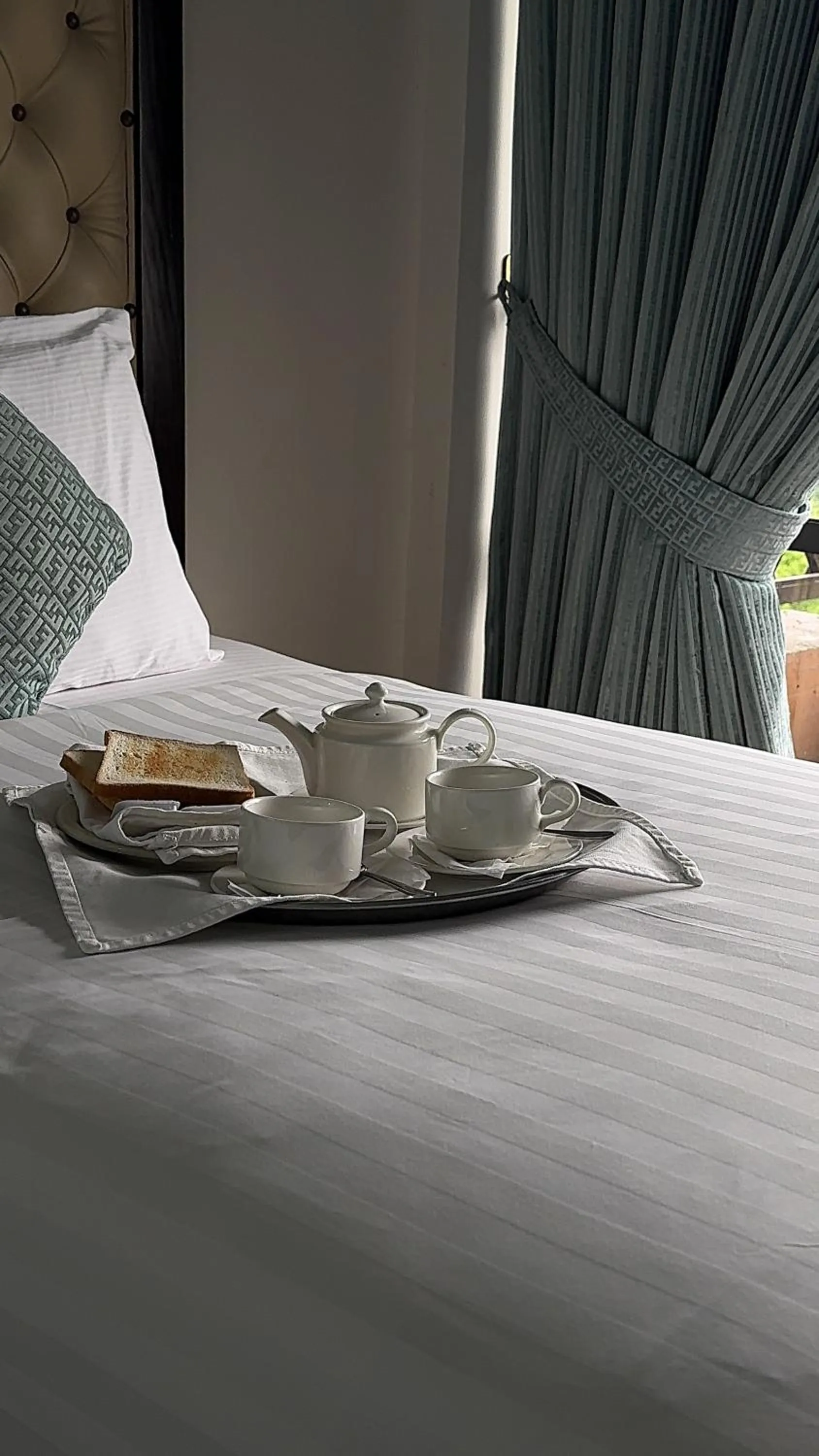 Food and drinks, Bed in Hotel de Papae