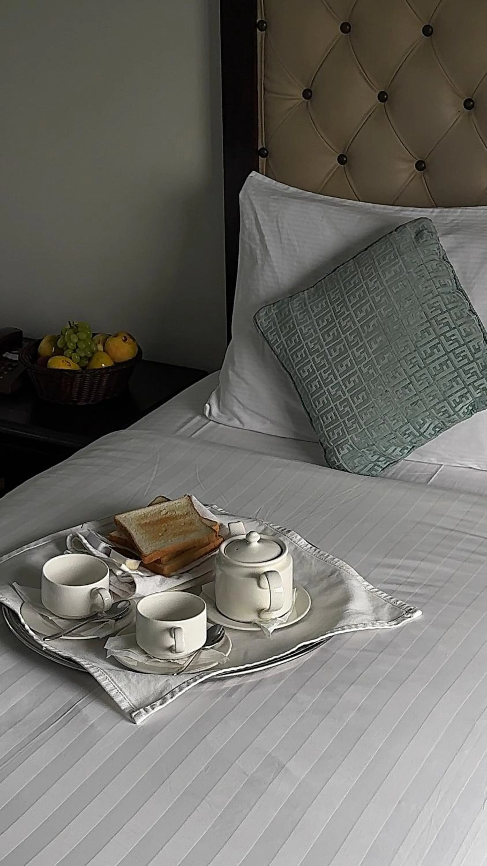 Coffee/tea facilities, Bed in Hotel de Papae