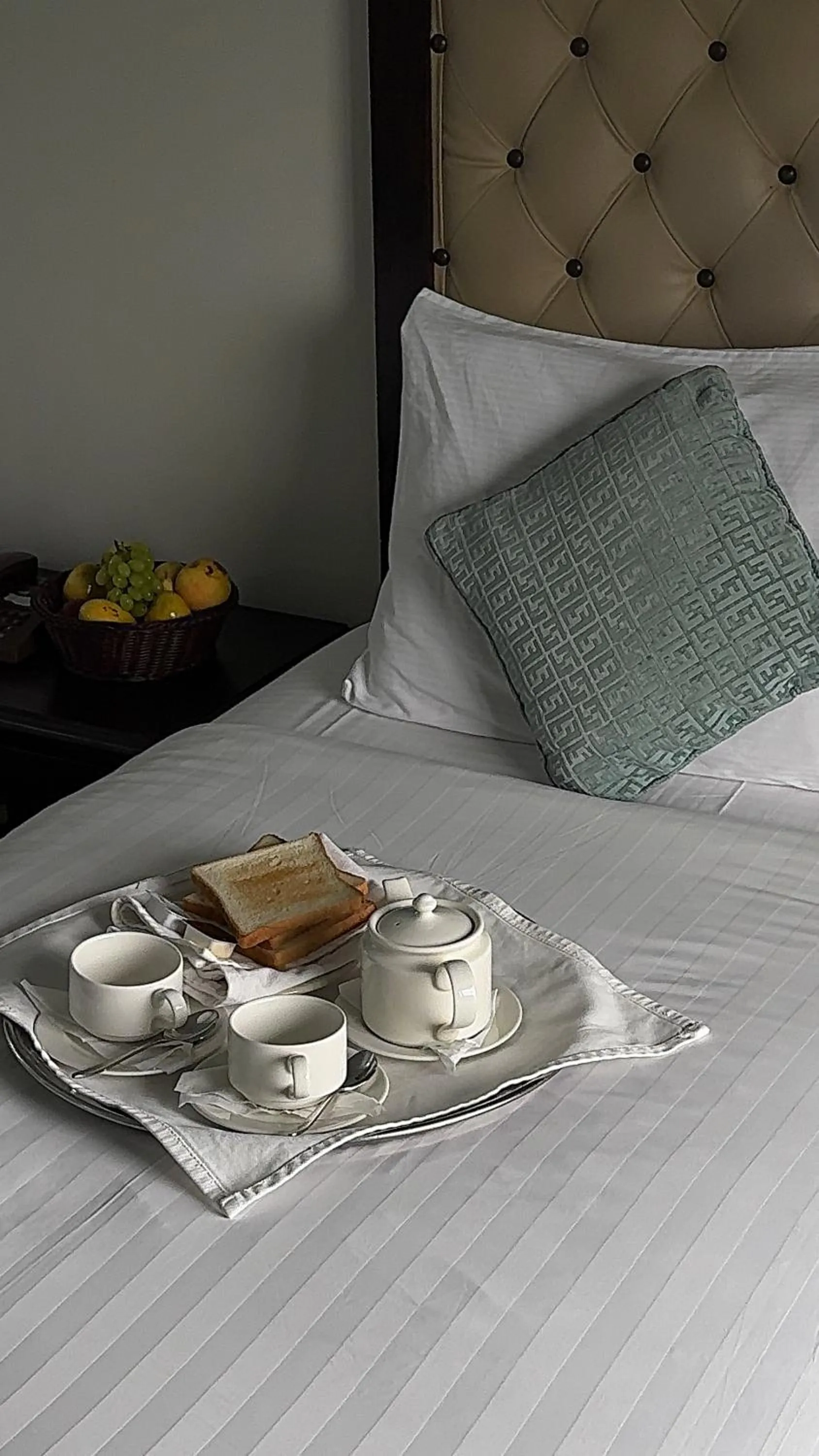 Coffee/tea facilities, Bed in Hotel de Papae