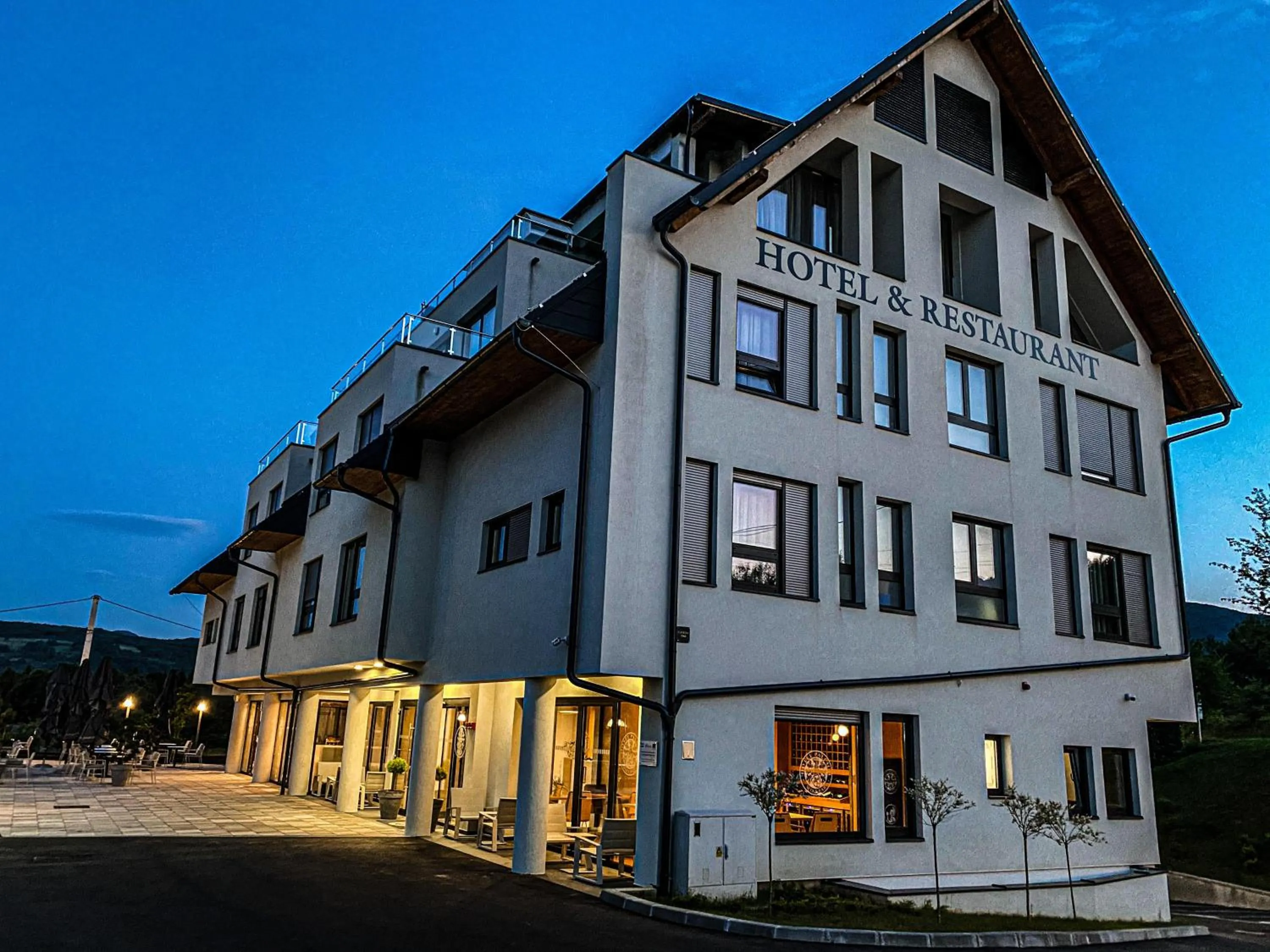 Property building in Hotel Palcich Plitvice