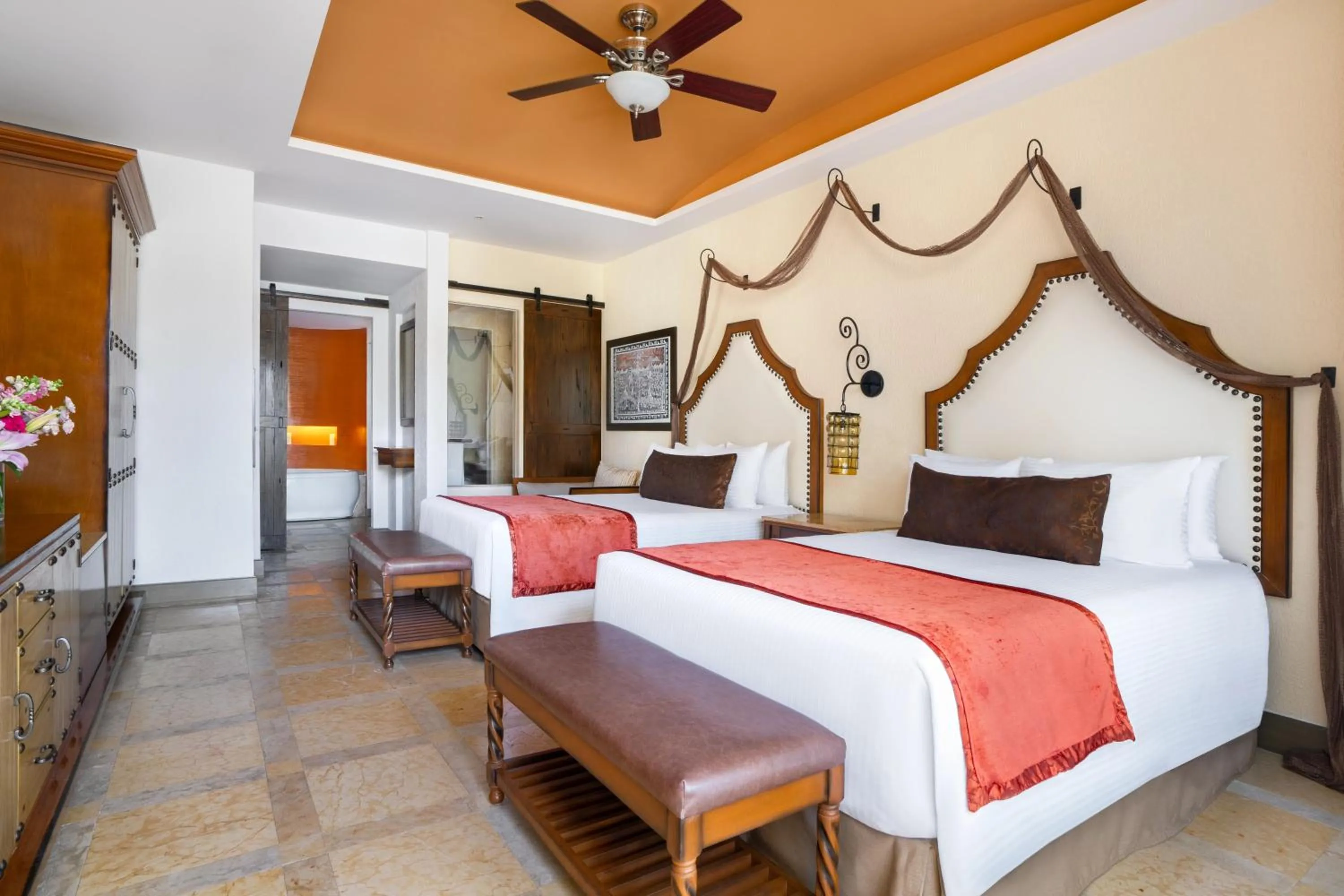 Bed in Secrets Puerto Los Cabos Golf & Spa18+