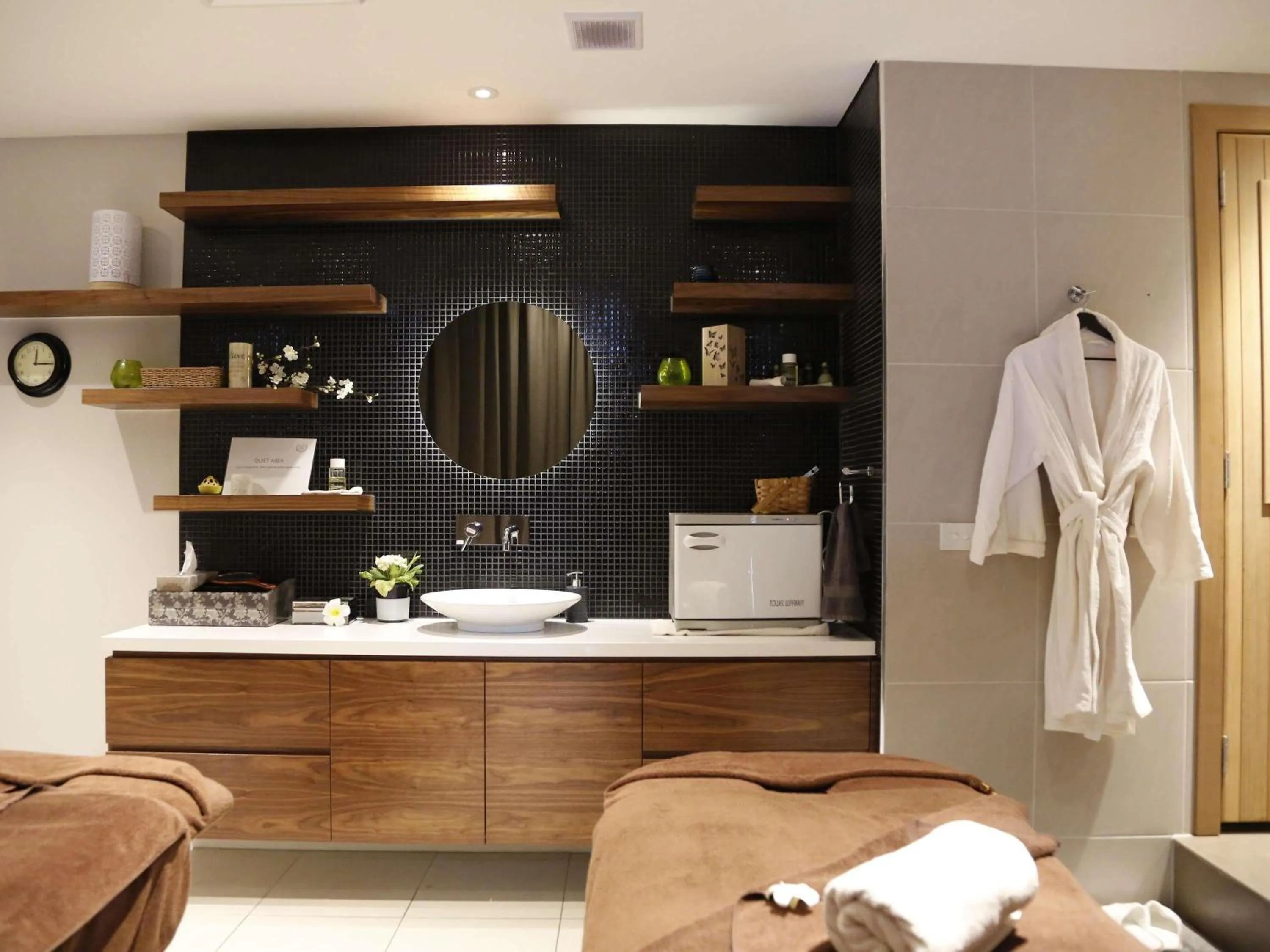 Spa and wellness centre/facilities in The Sebel Melbourne Docklands Hotel
