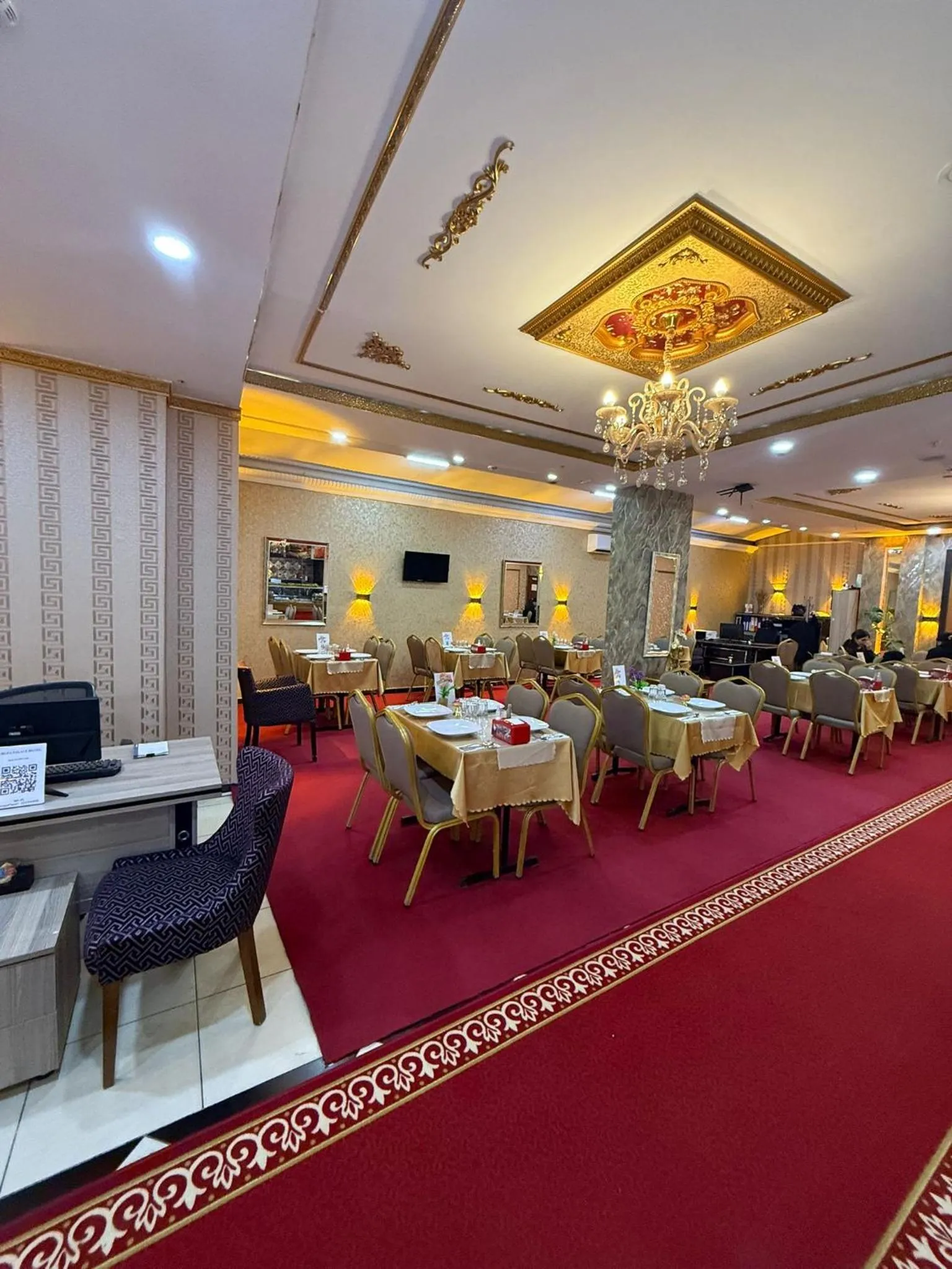 Restaurant/places to eat in Avrupa Palace Hotel