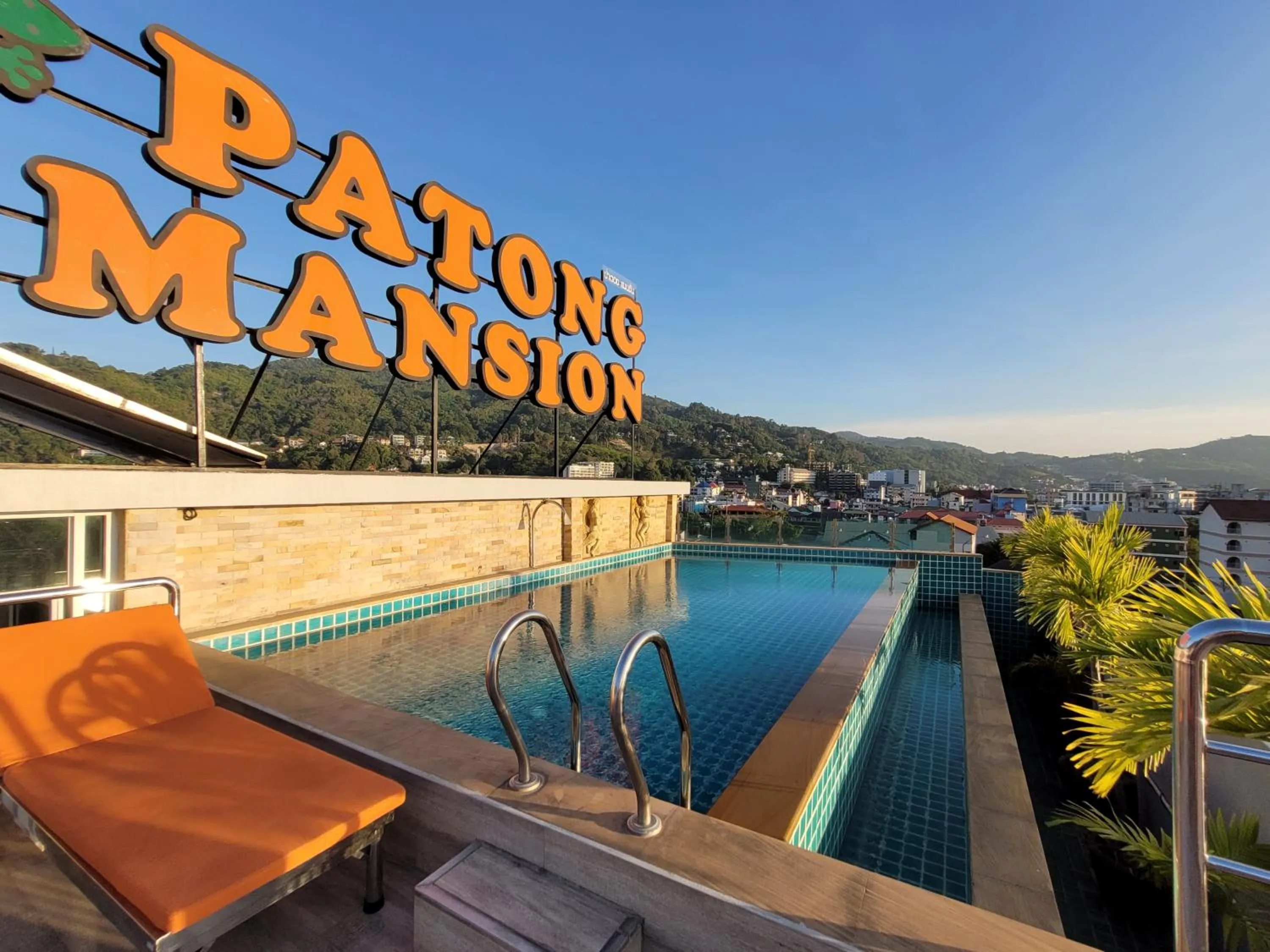 Swimming pool in Patong Mansion - SHA Certified