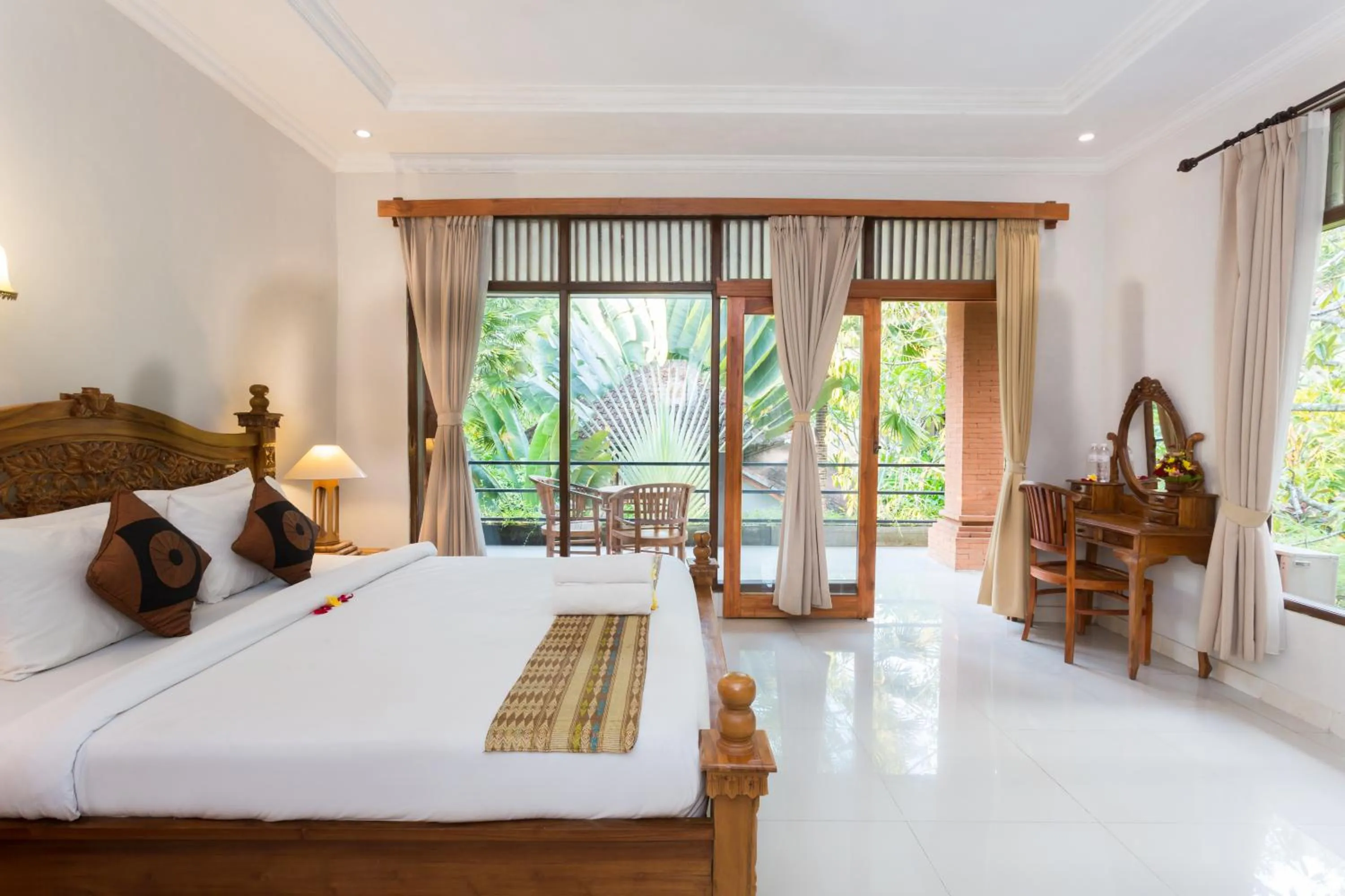 Bedroom, Bed in Rahayu Suites Monkey Forest Ubud