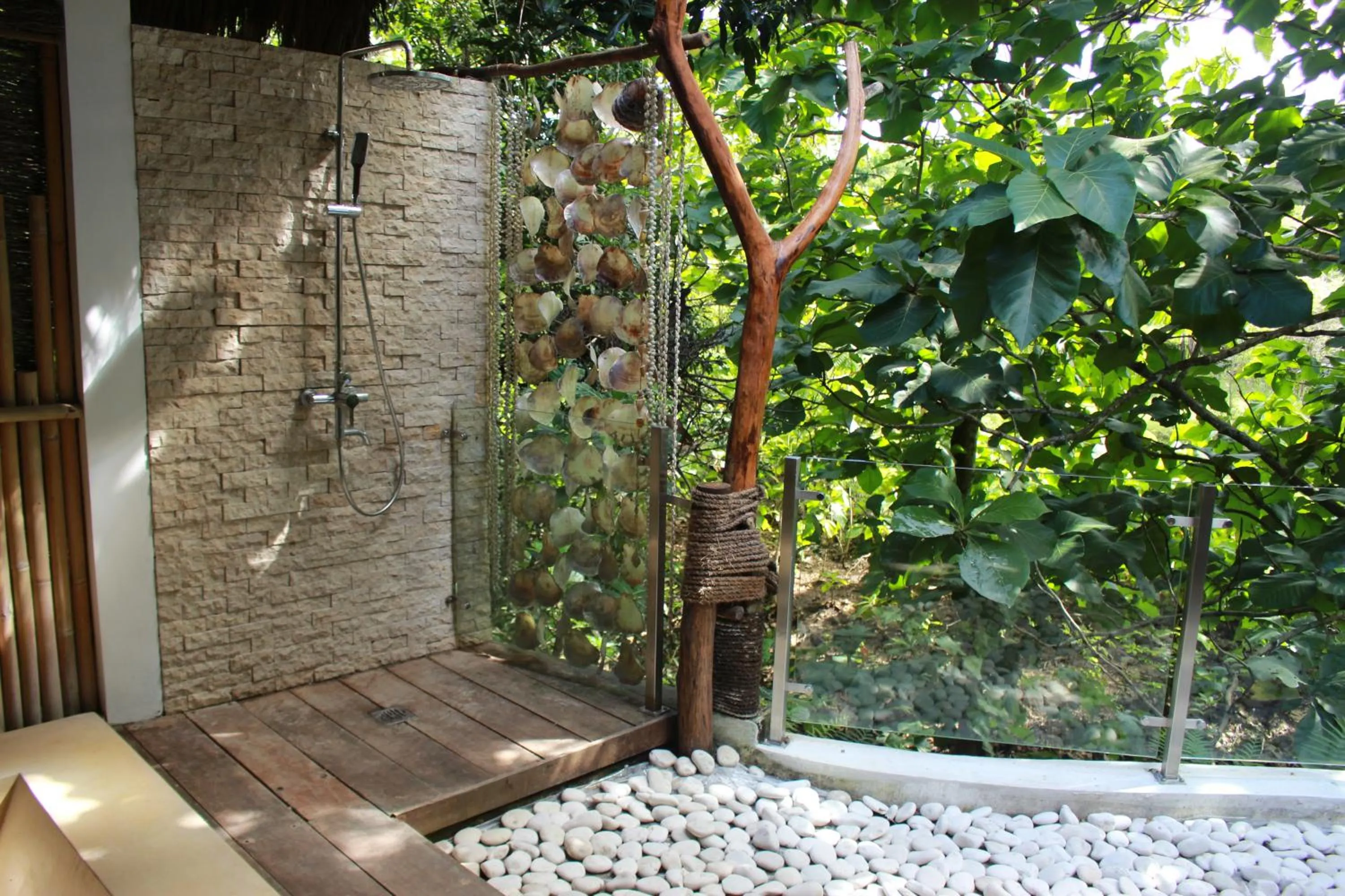 Property building in La Cabane