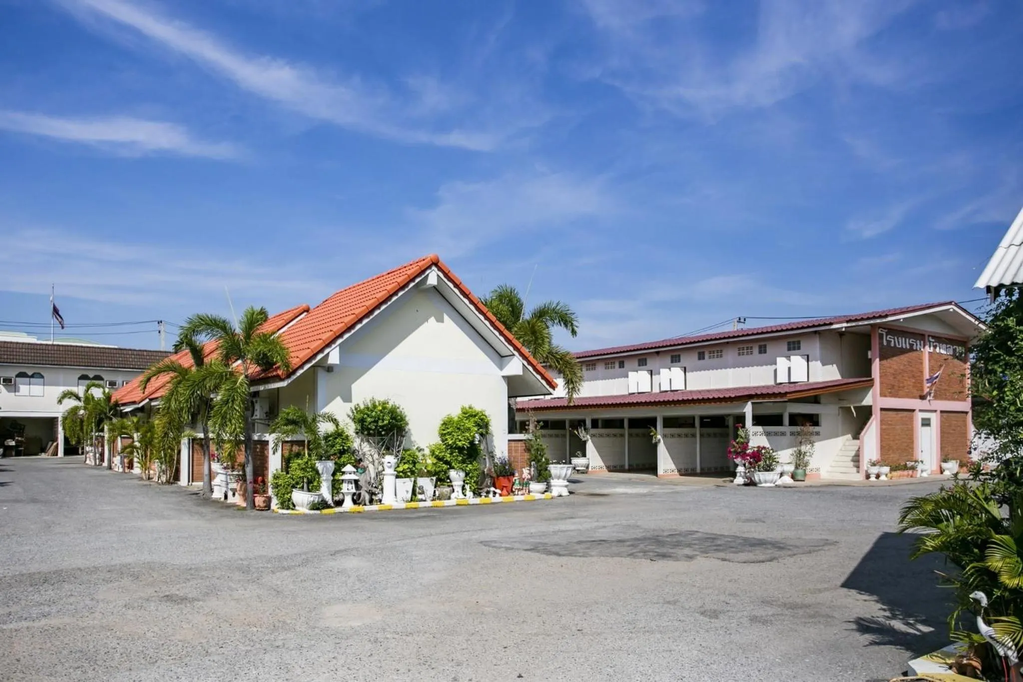 Property building in Bualuang HOTEL