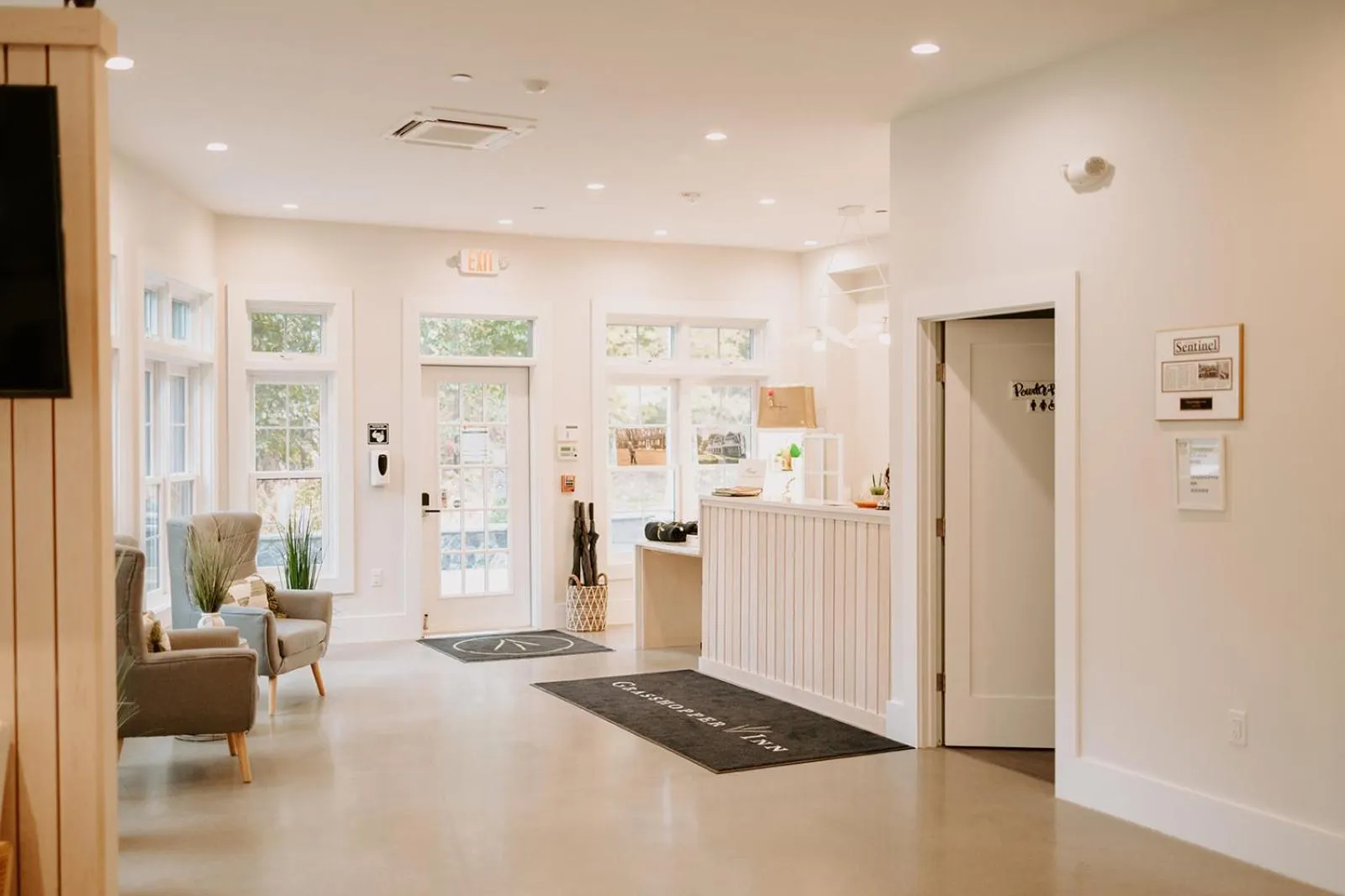 Bathroom in Grasshopper Inn