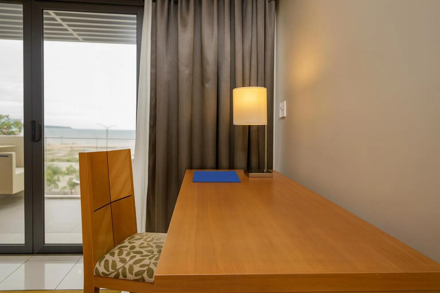 Bedroom, Bed in Ela Beach Hotel