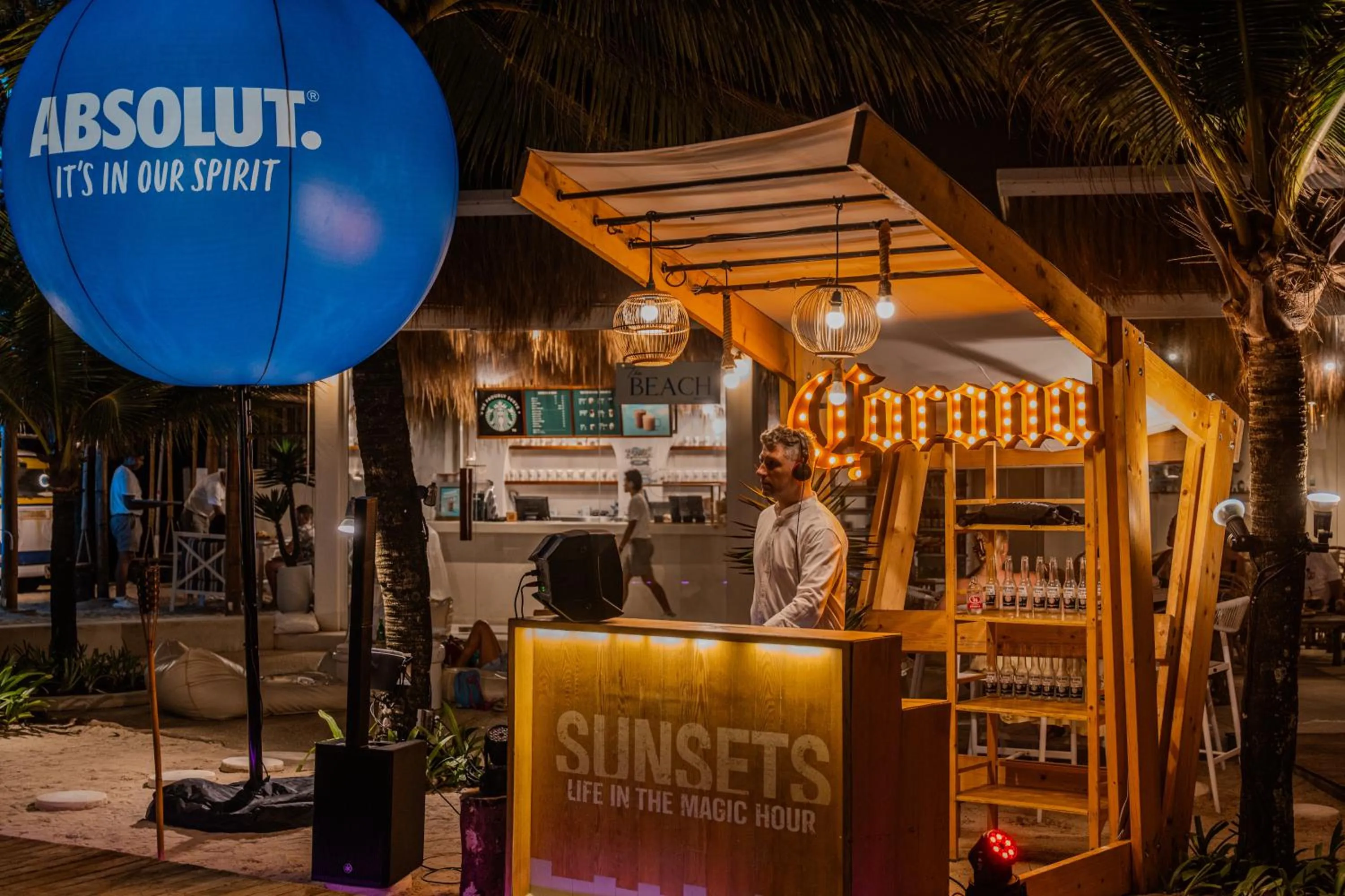 Restaurant/places to eat in Arinara Beach Resort Phuket - SHA Extra Plus