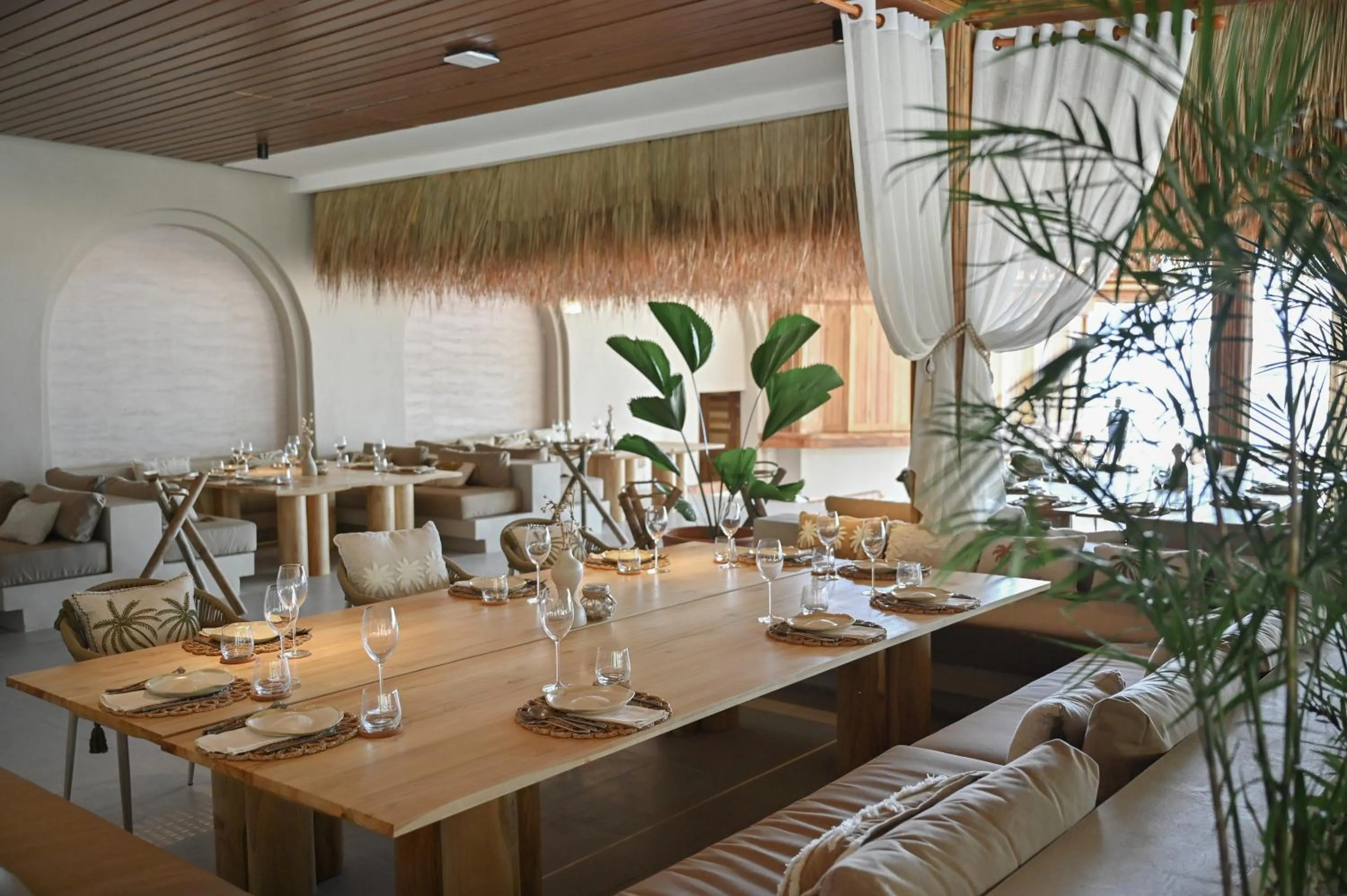 Restaurant/places to eat in Arinara Beach Resort Phuket - SHA Extra Plus