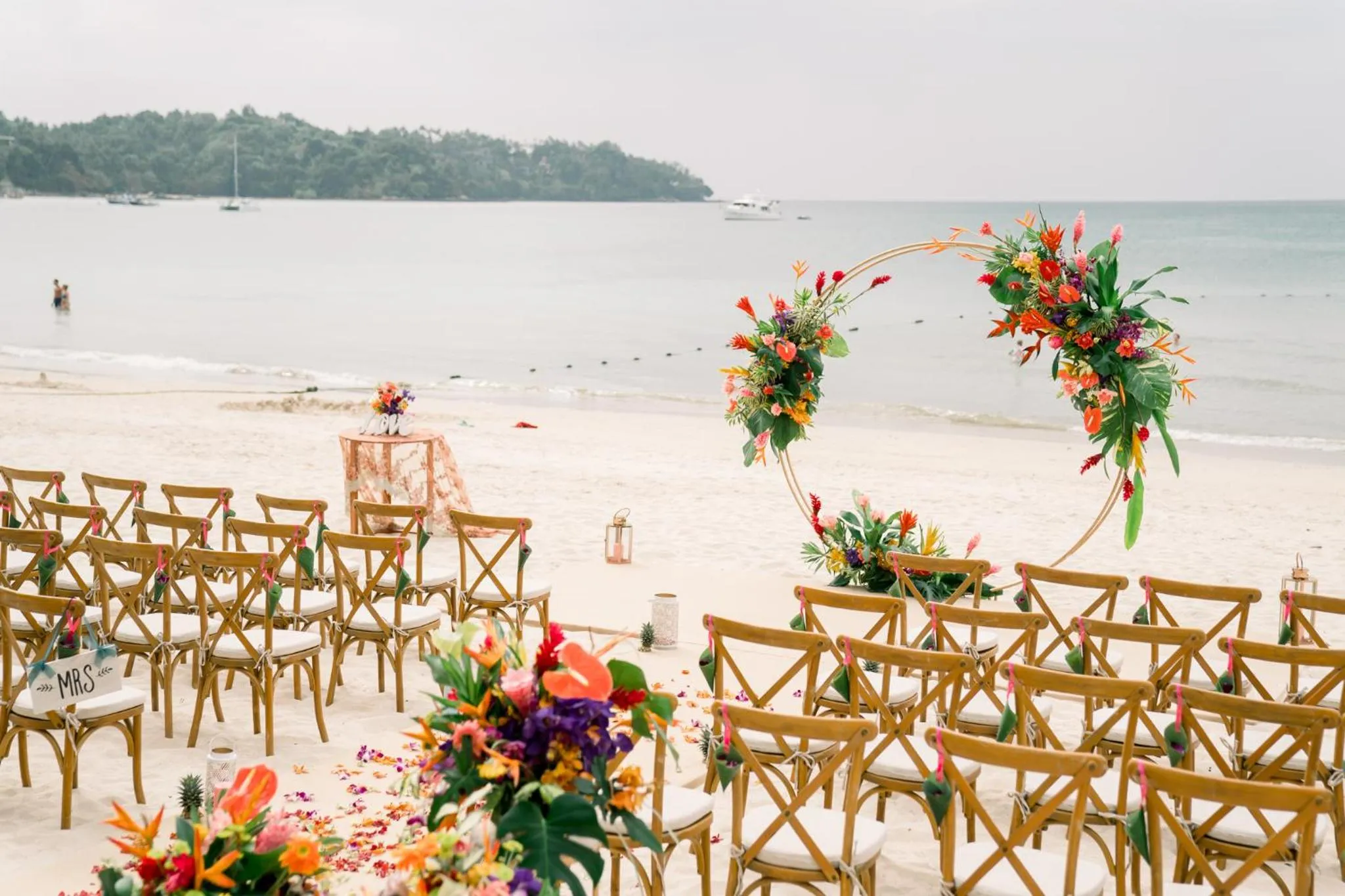 wedding in Arinara Beach Resort Phuket - SHA Extra Plus