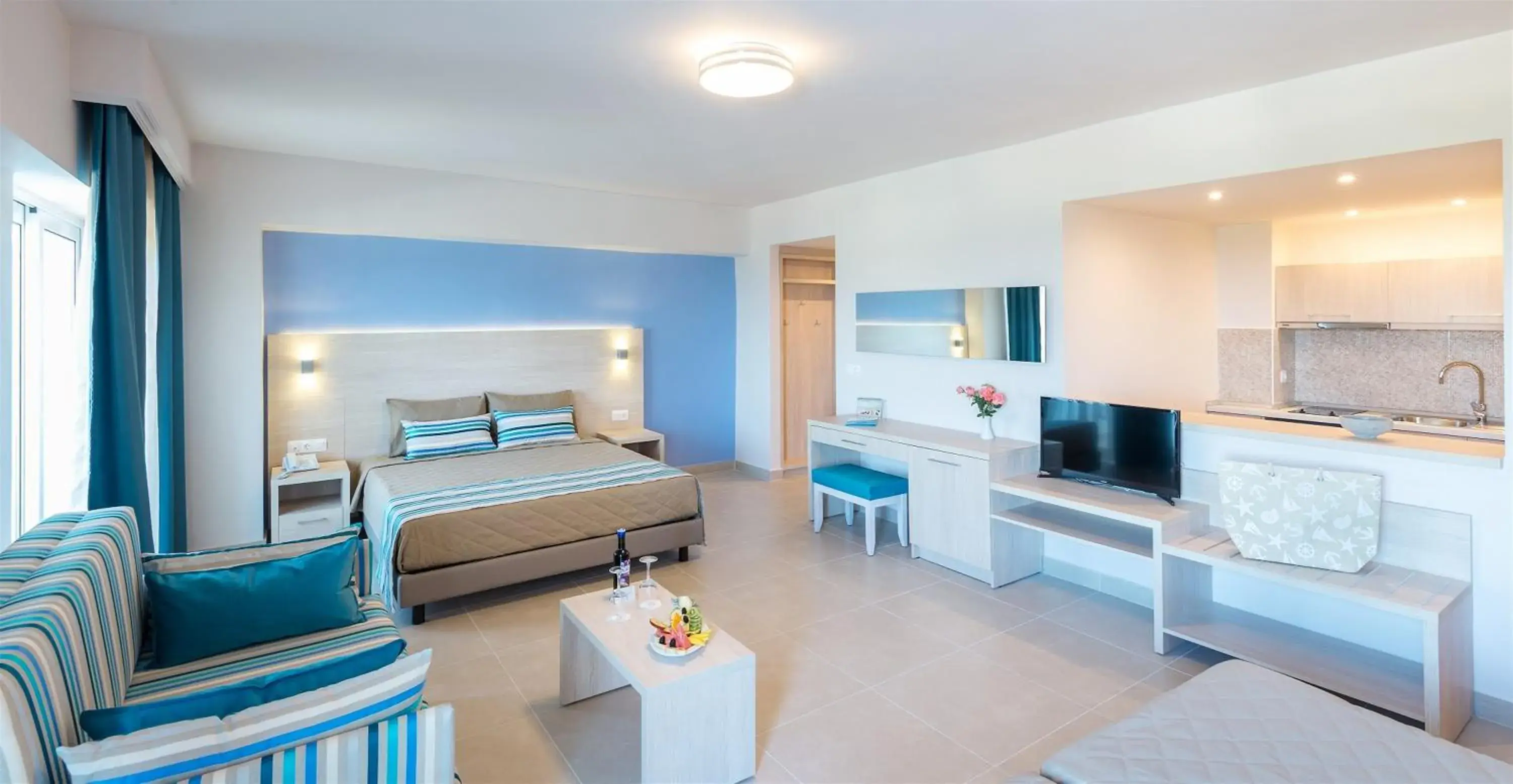 Family Room with Terrace in Irene Palace Beach Resort Family Room with Terrace in Irene Palace Beach Resort