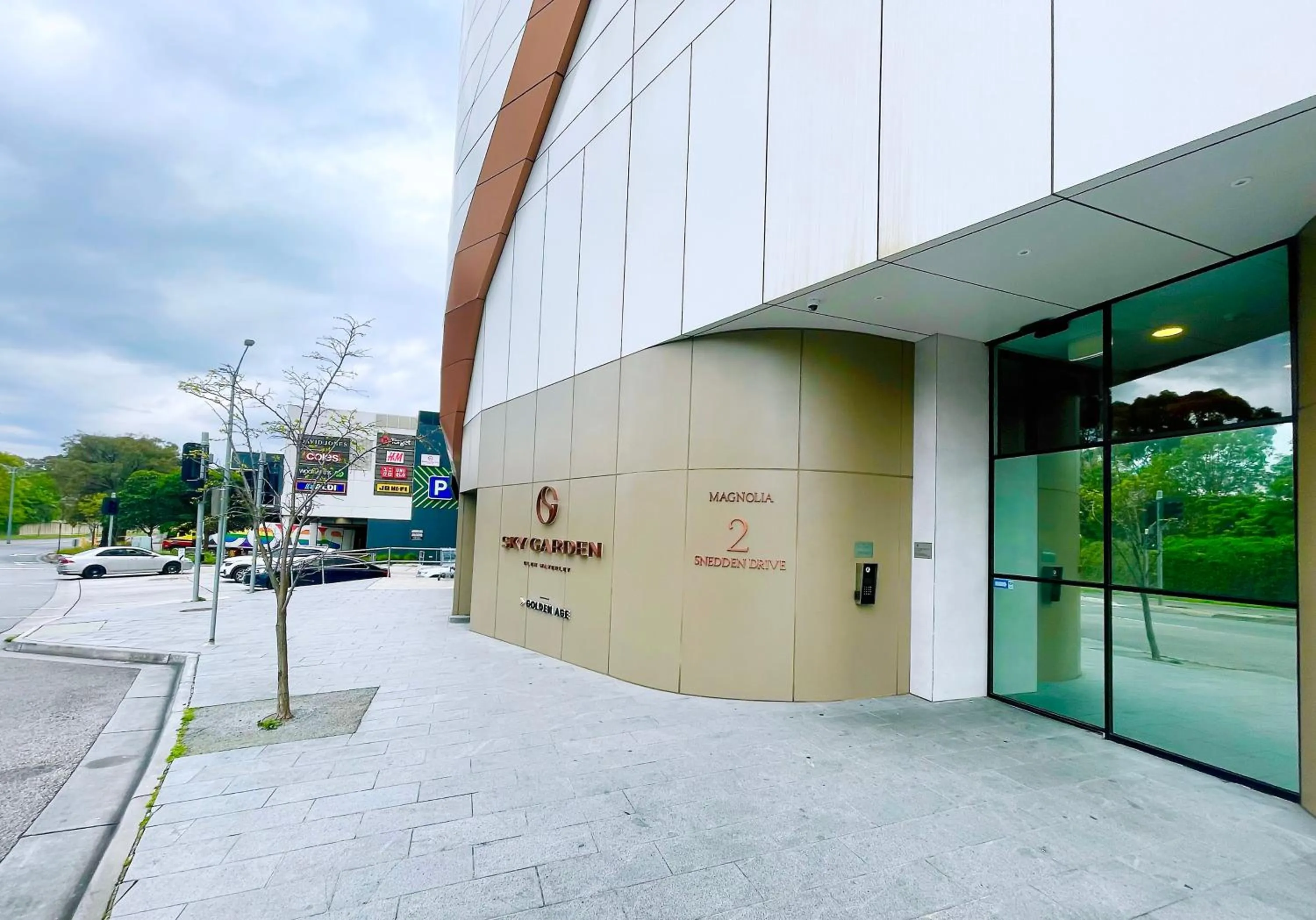 Skygarden Luxury Condo