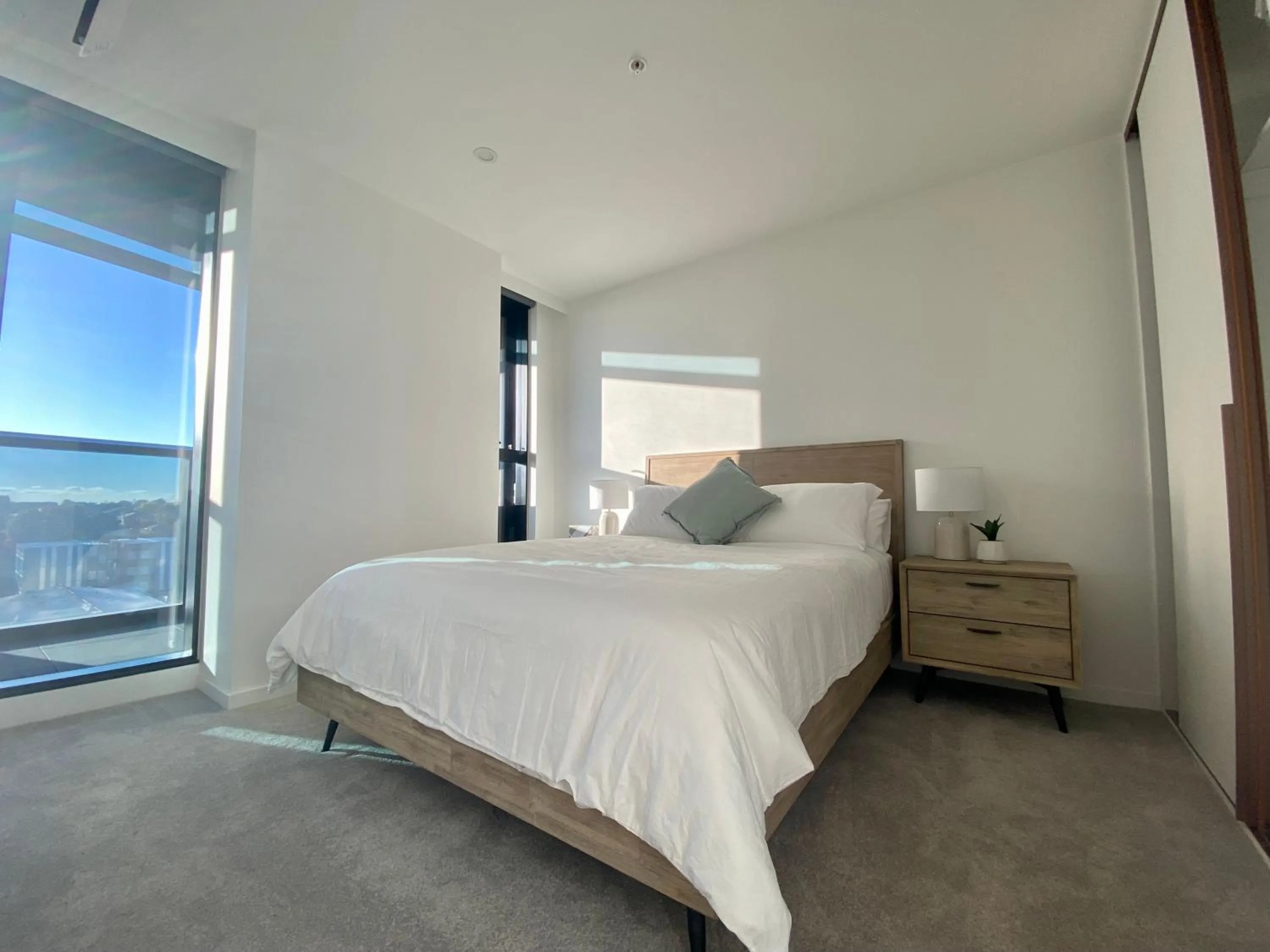 Bedroom, Bed in Skygarden Luxury Condo