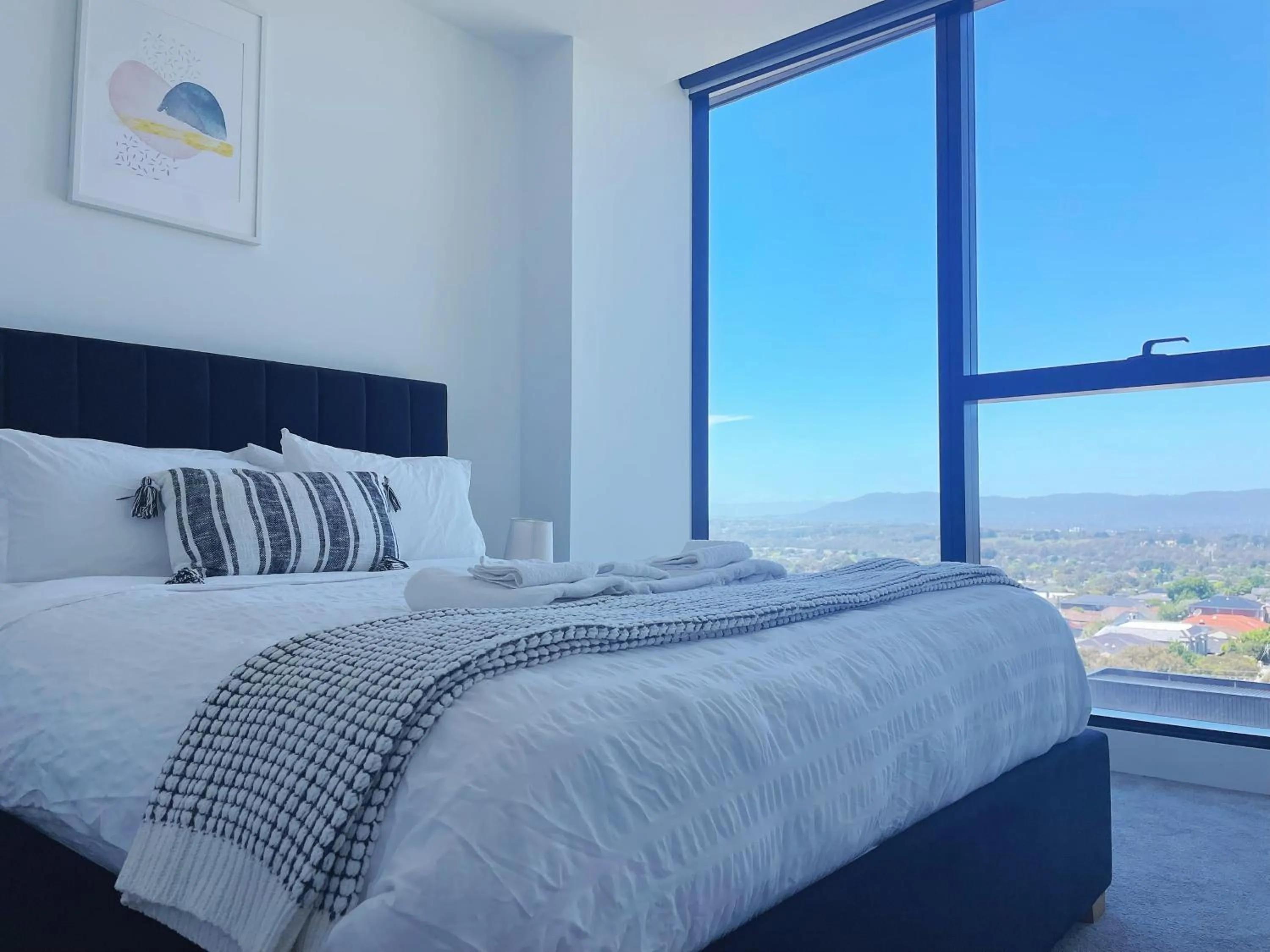 Bed in Skygarden Luxury Condo