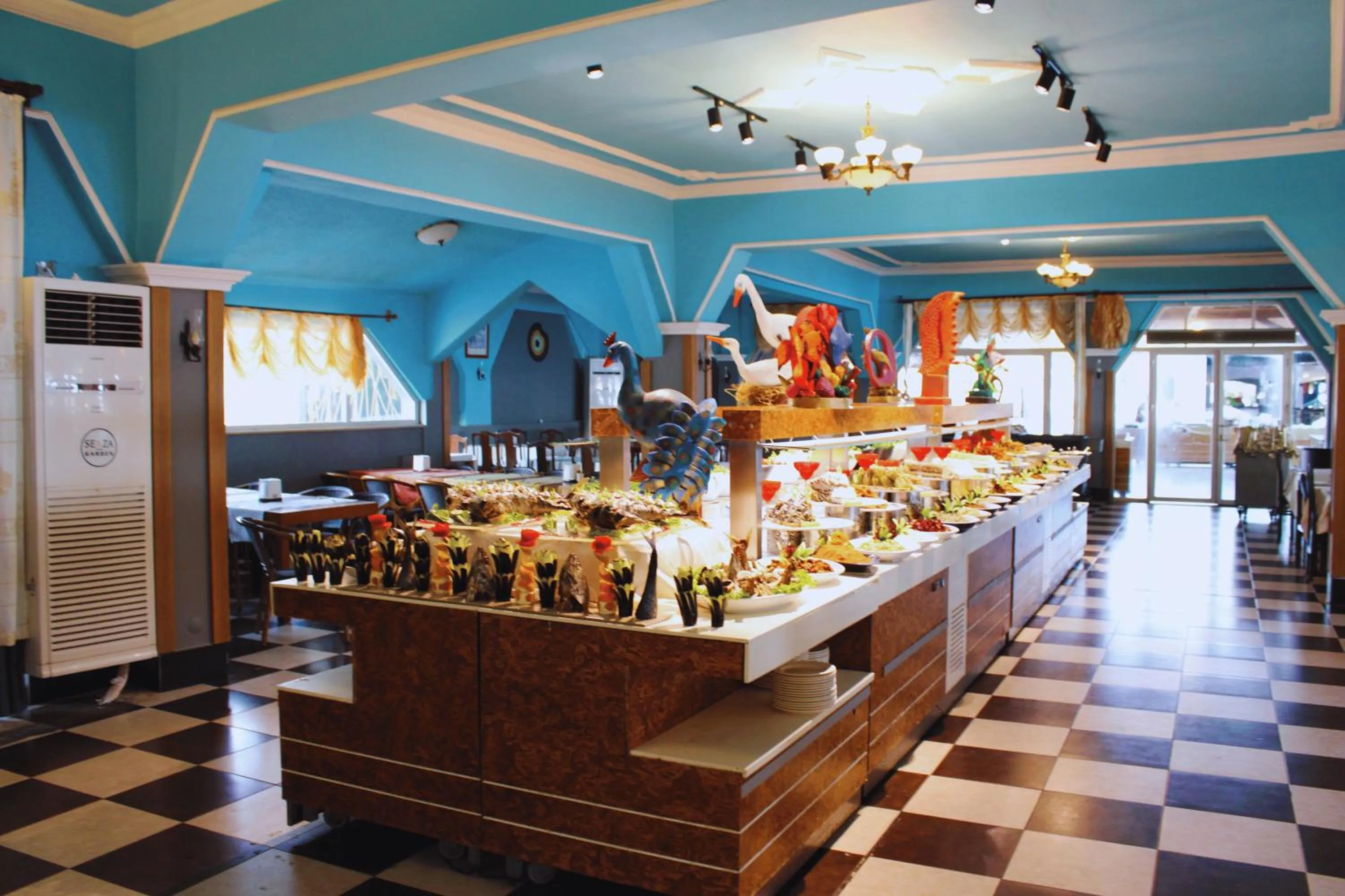 Food and drinks in Senza Garden Holiday Club - Ultra All Inclusive