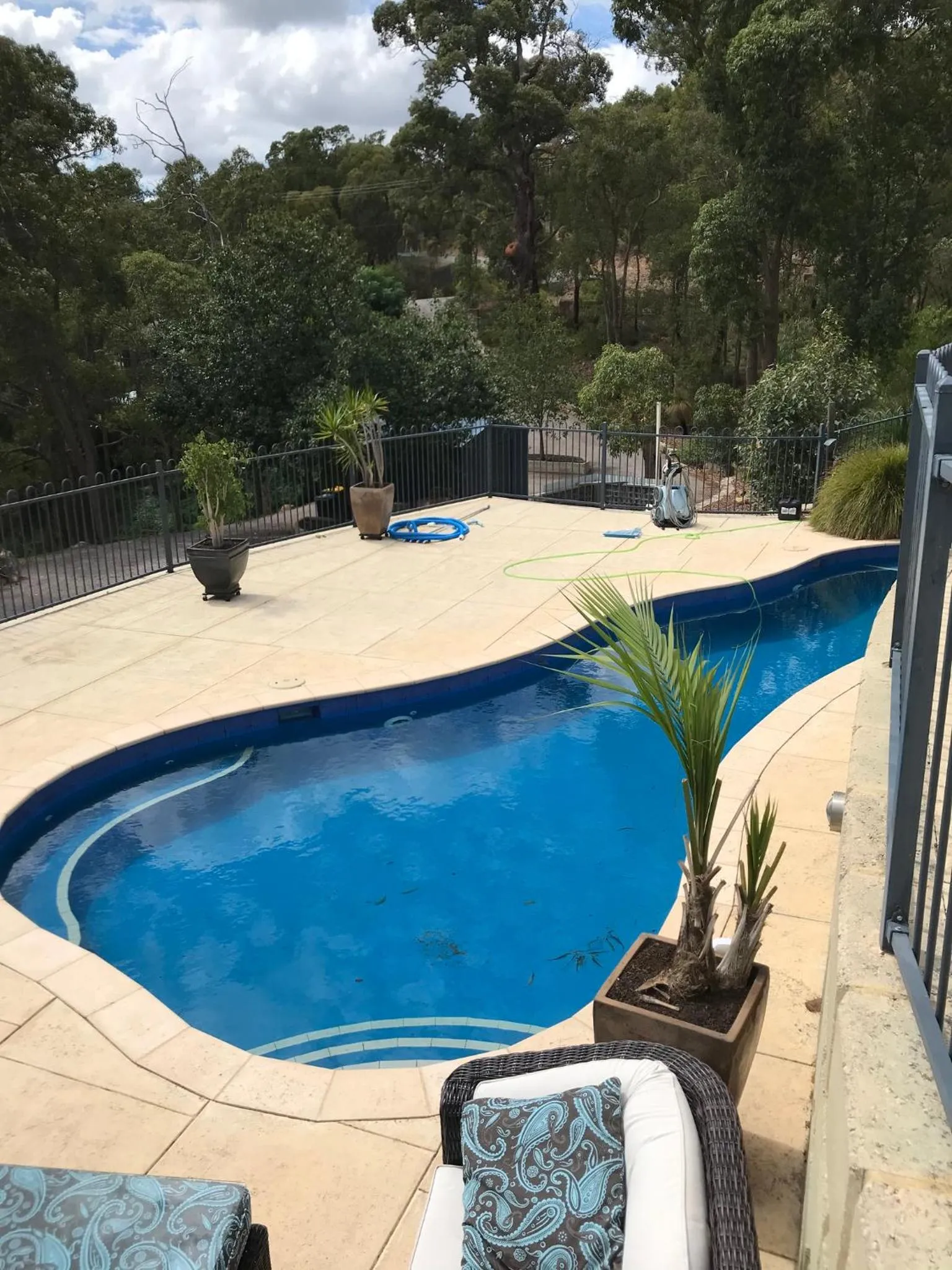 Swimming pool in Robinson Retreat