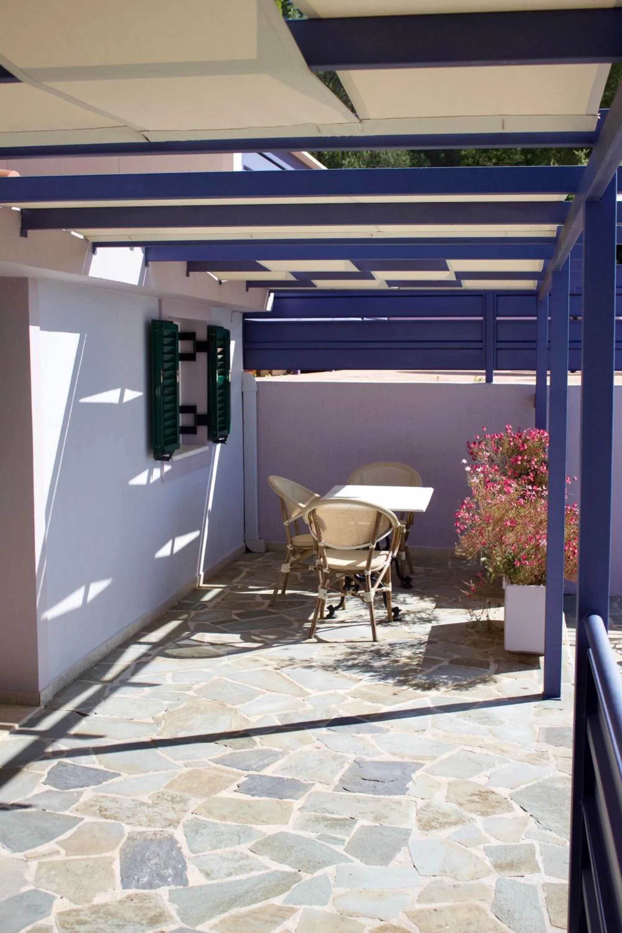 Balcony/Terrace in Kekatos Studios