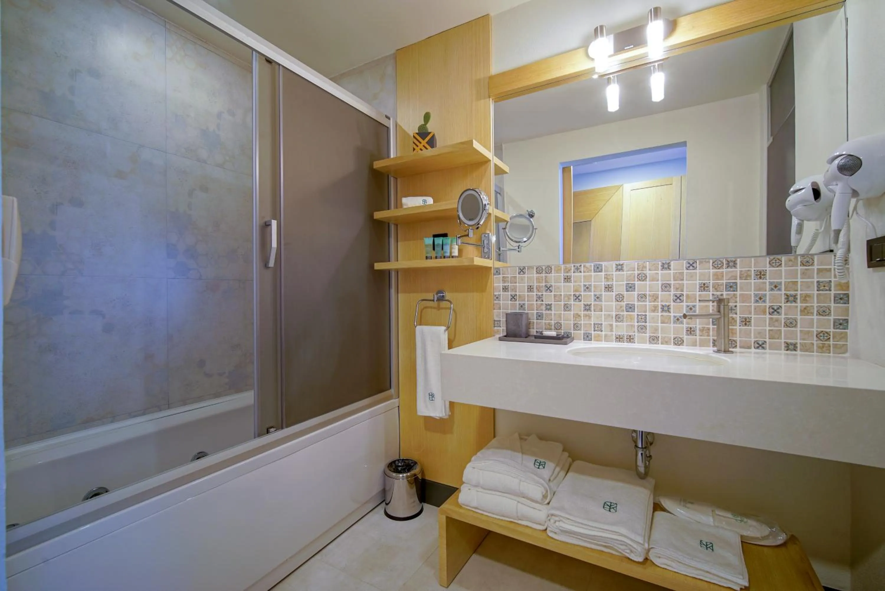 Shower in Cape Krio Boutique Hotel & SPA - Over 9 years old Adult Only