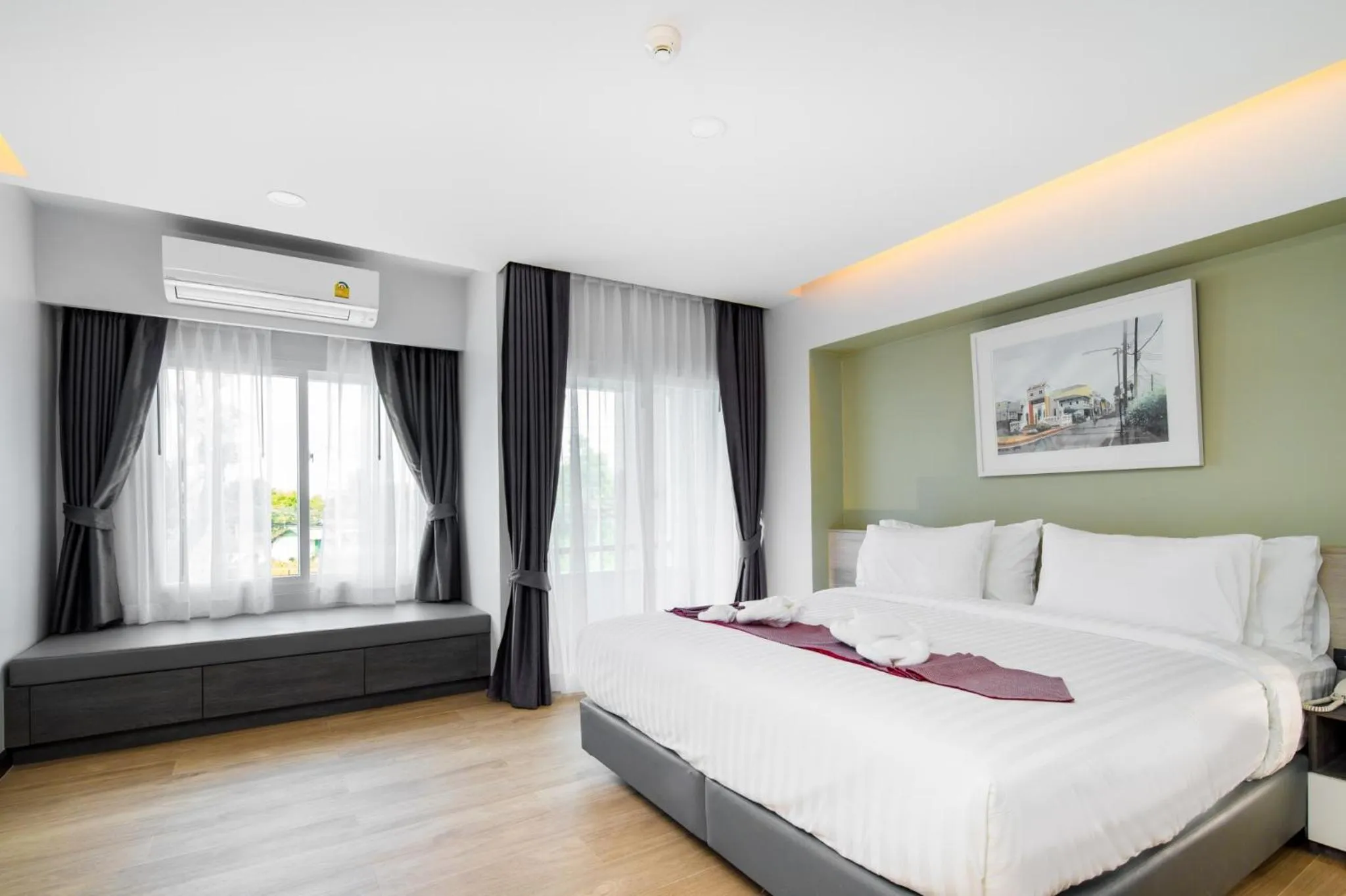 Bedroom, Bed in Benjaphorn Grandview Hotel